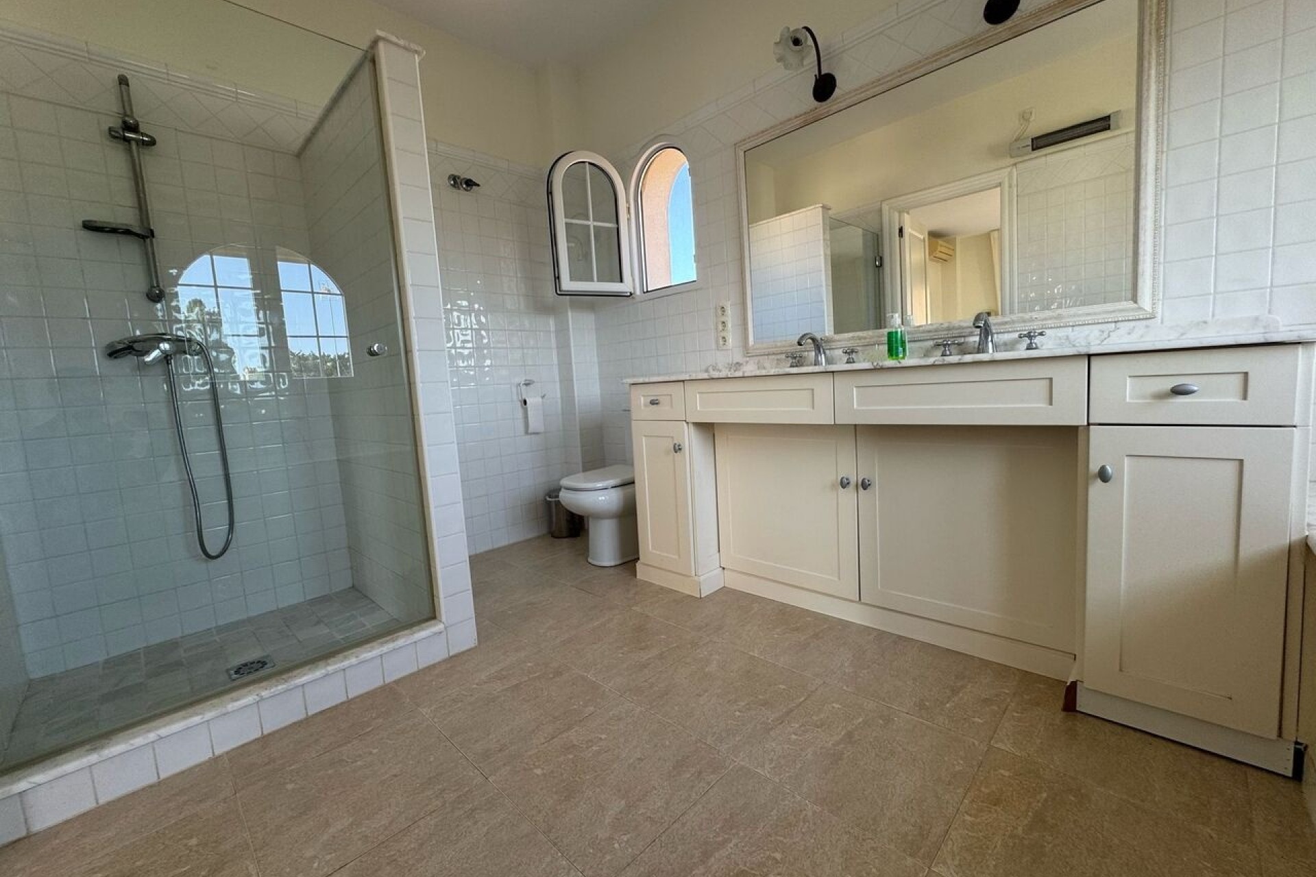 Venta - Chalet Independiente -
Playa Flamenca - Costa Blanca