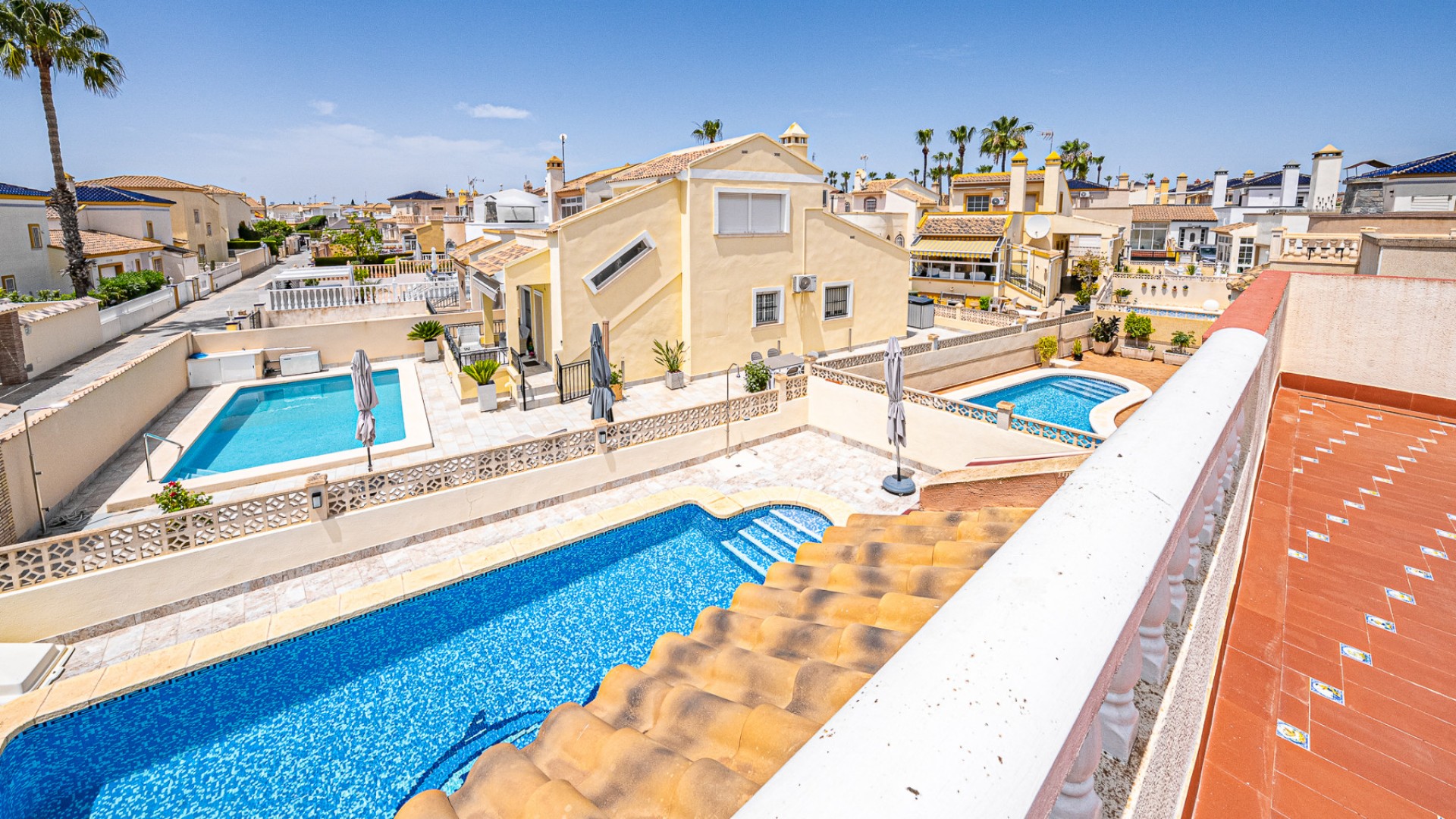 Venta - Chalet Independiente -
Playa Flamenca - Montilla