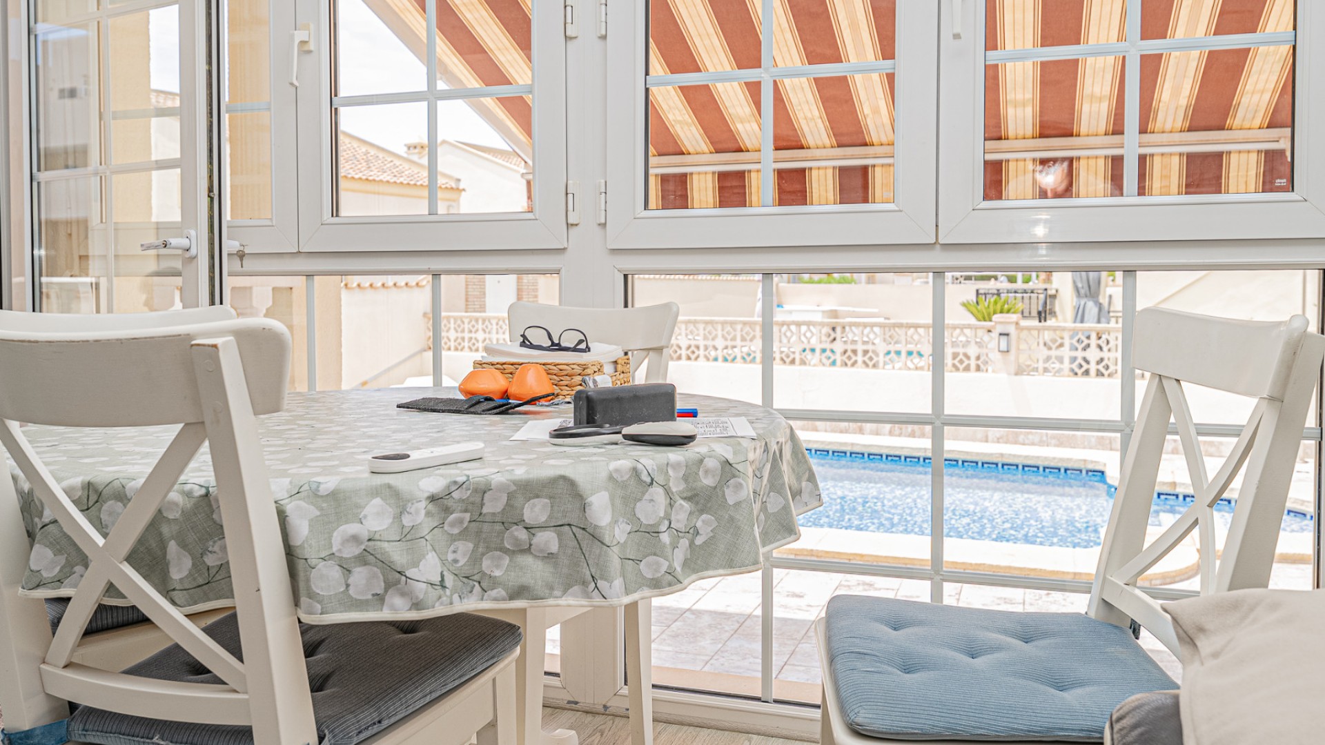 Venta - Chalet Independiente -
Playa Flamenca - Montilla