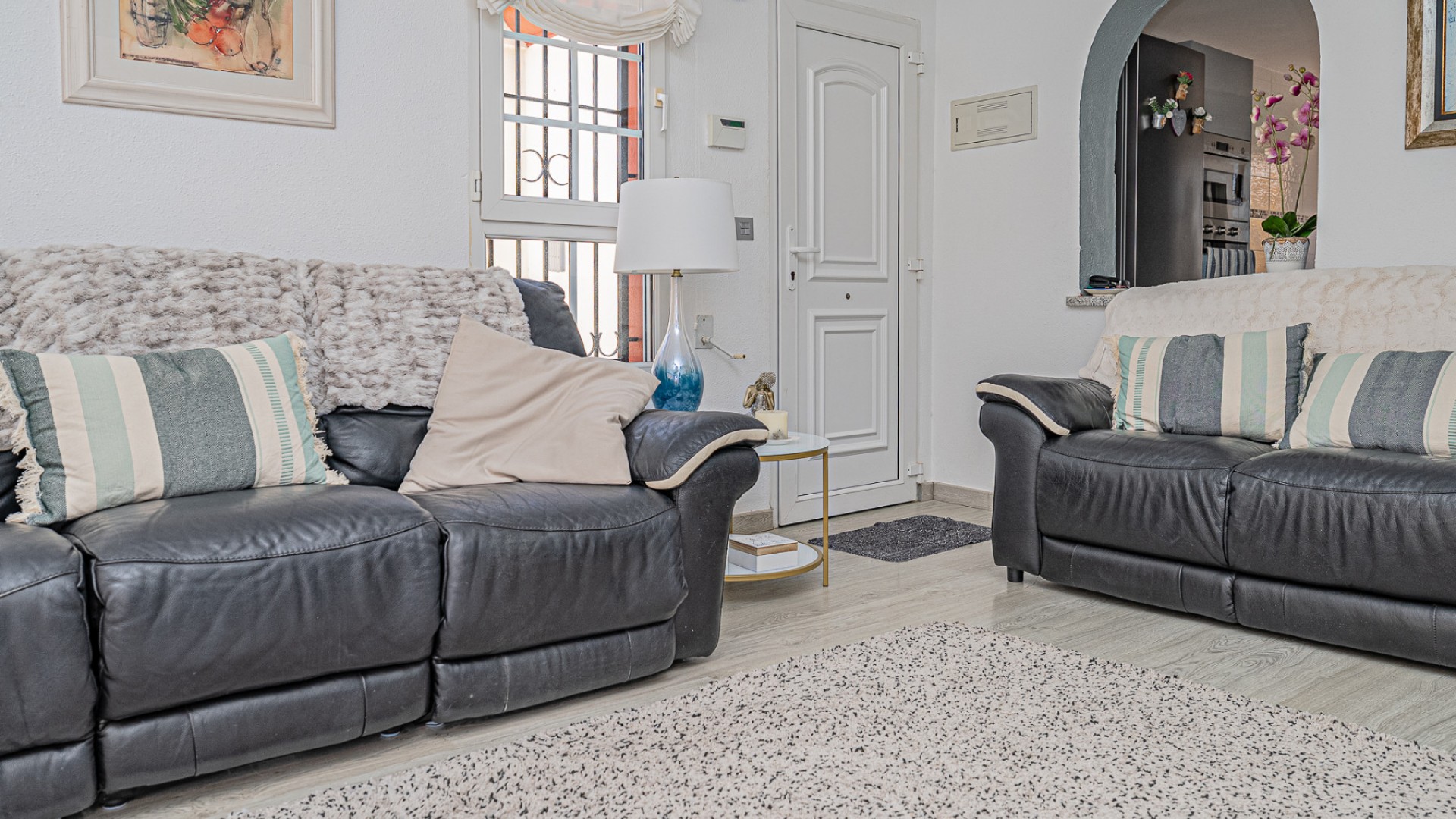 Venta - Chalet Independiente -
Playa Flamenca - Montilla