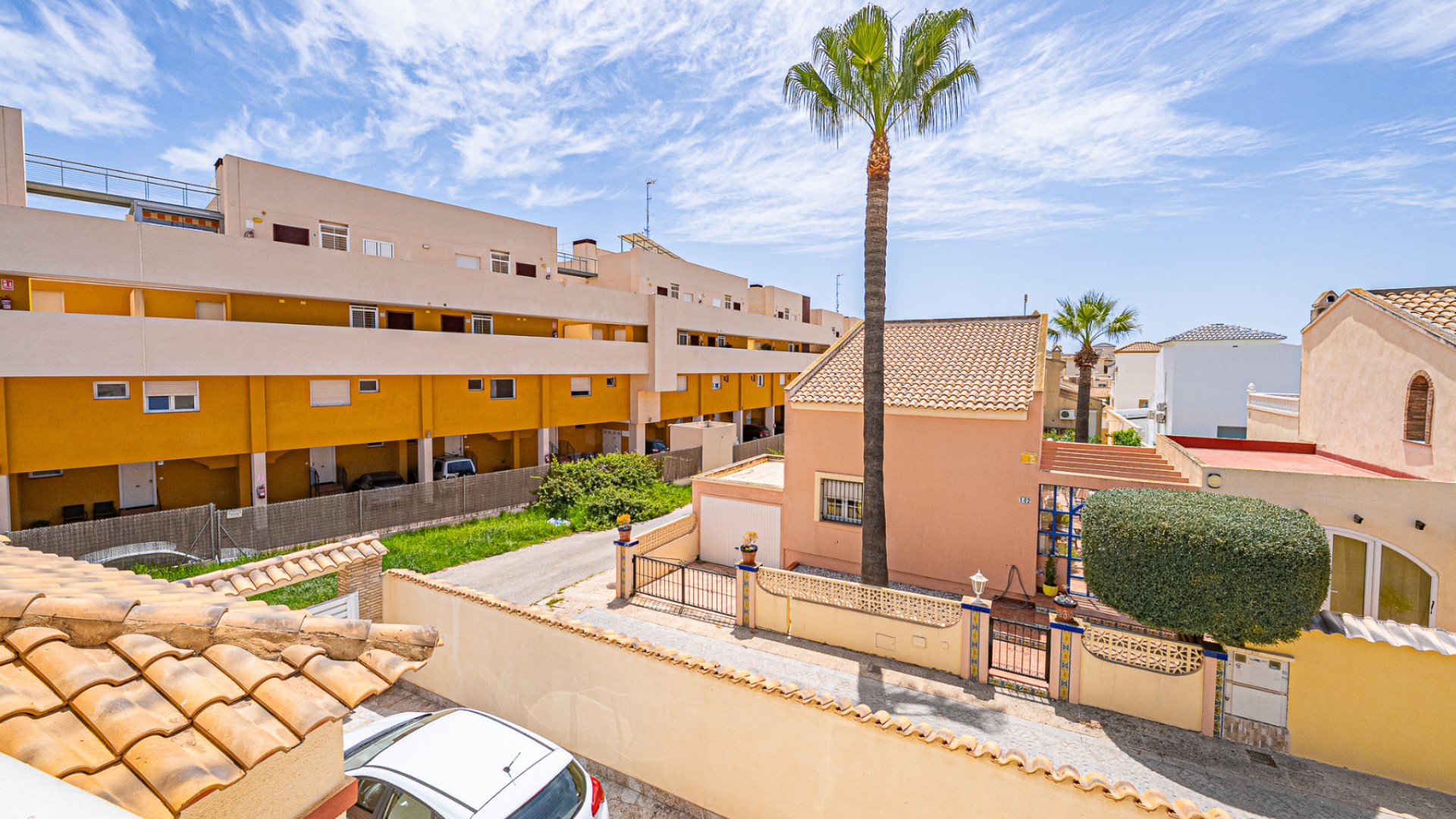 Venta - Chalet Independiente -
Playa Flamenca - Montilla