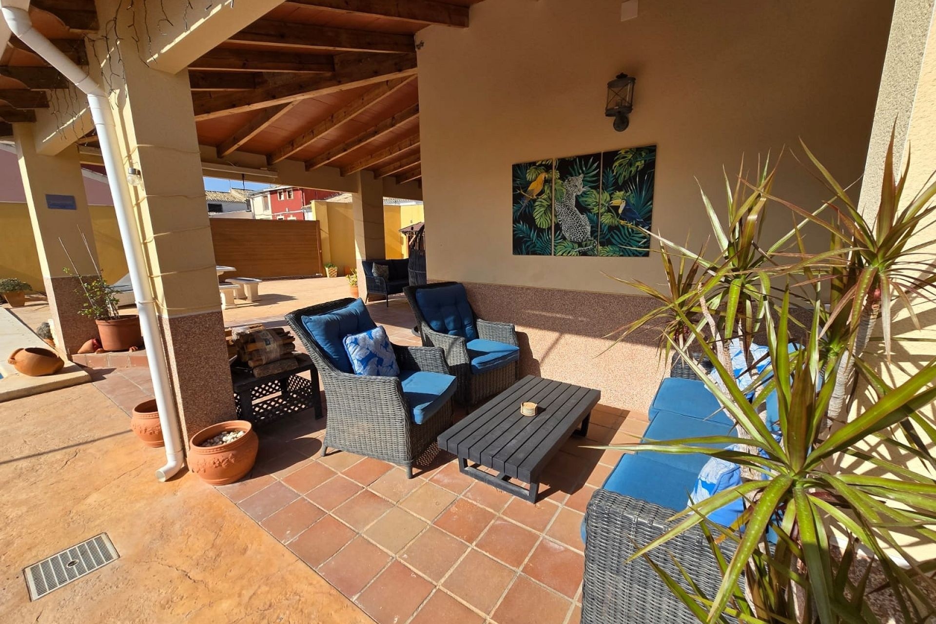 Venta - Chalet Independiente -
Raspay