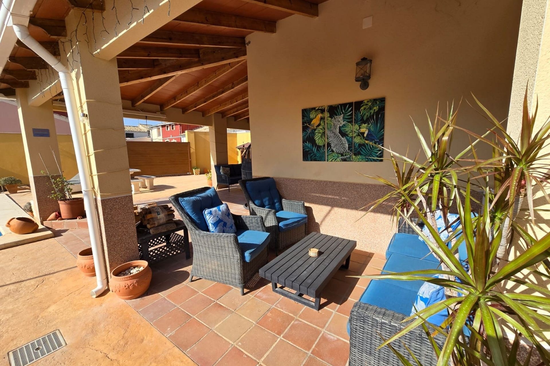 Venta - Chalet Independiente -
Raspay