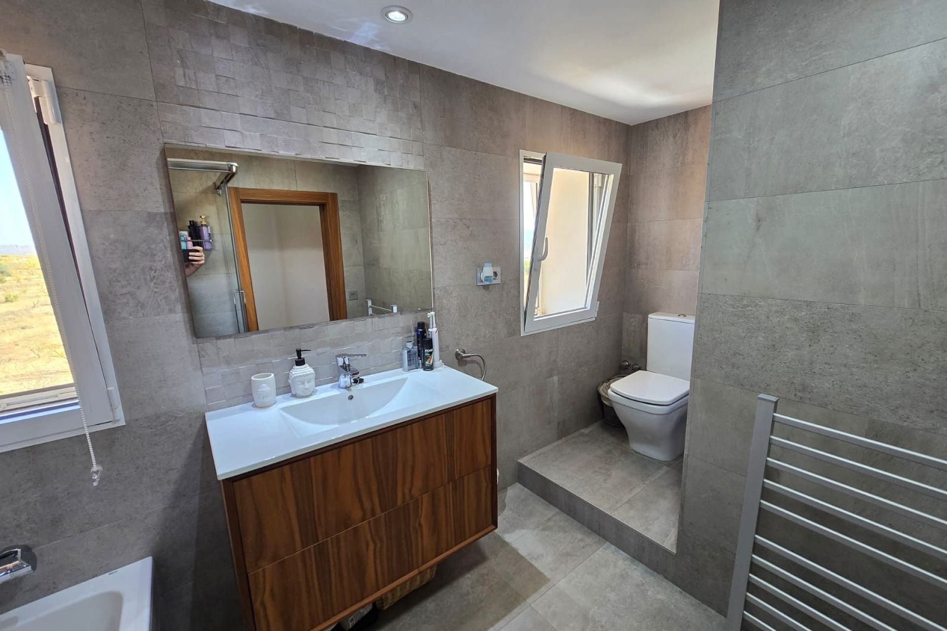 Venta - Chalet Independiente -
Raspay