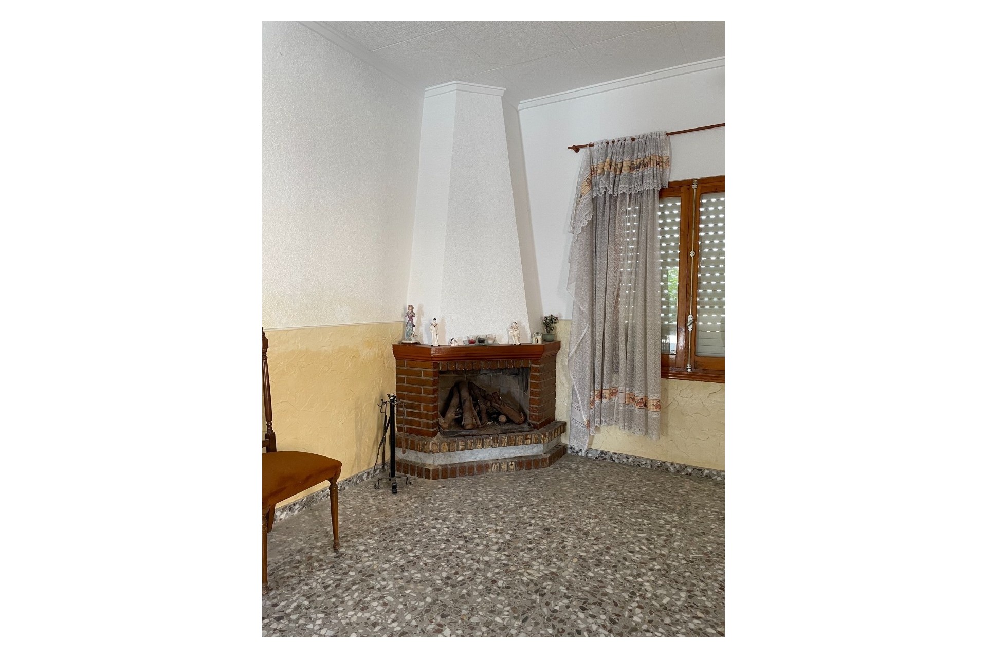 Venta - Chalet Independiente -
Redován - Inland