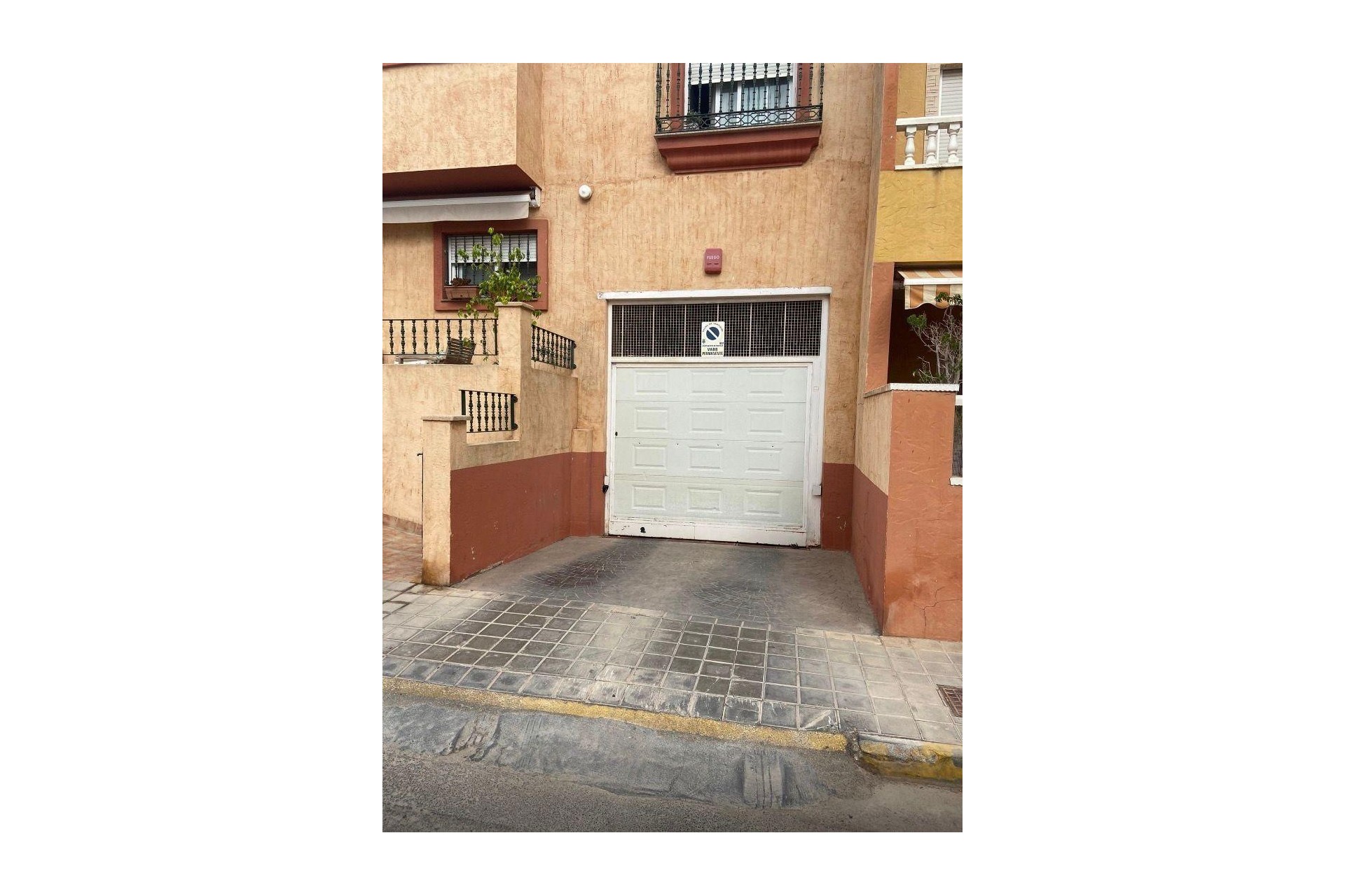 Venta - Chalet Independiente -
Redován - PUEBLO