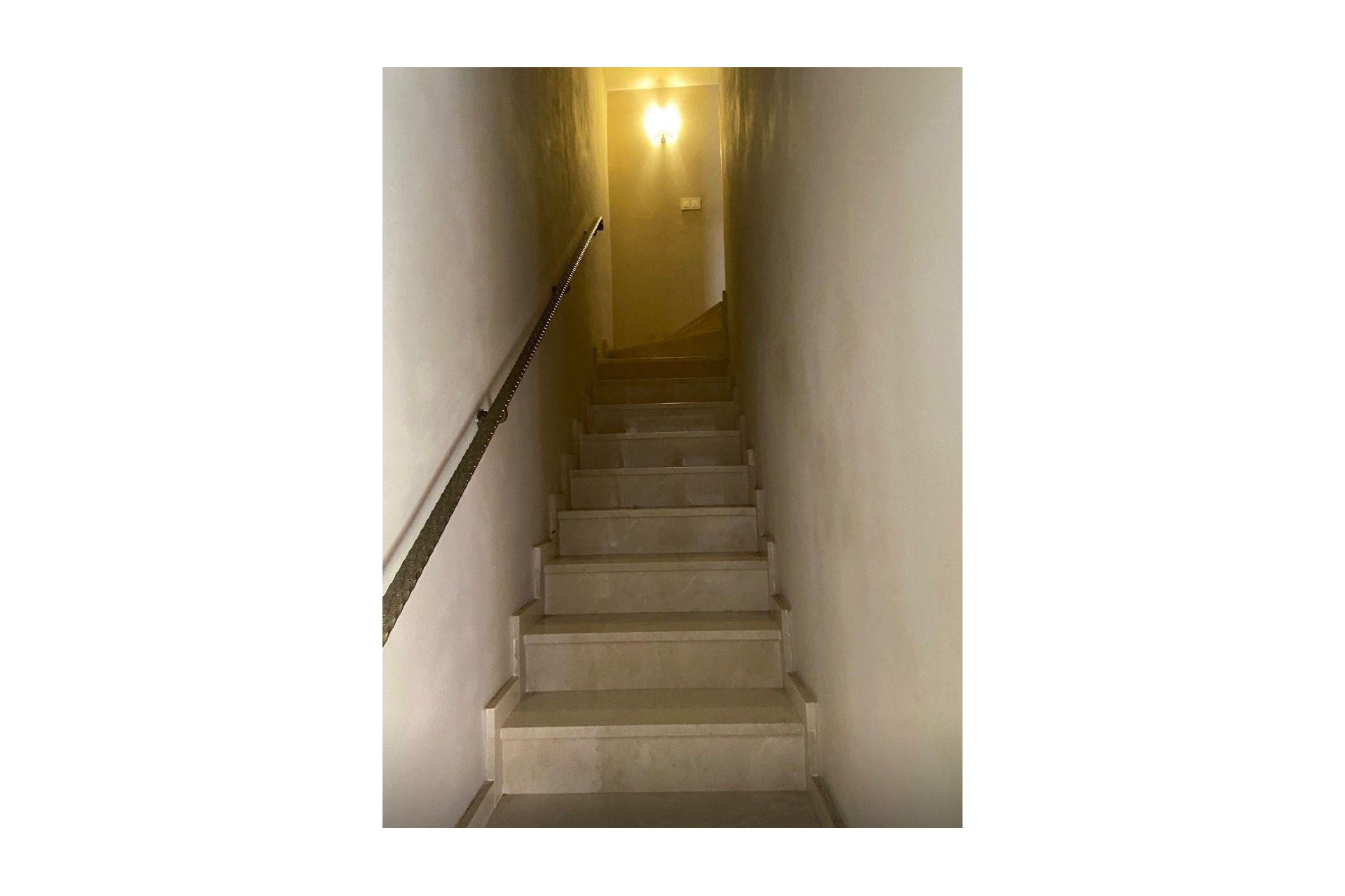 Venta - Chalet Independiente -
Redován - PUEBLO