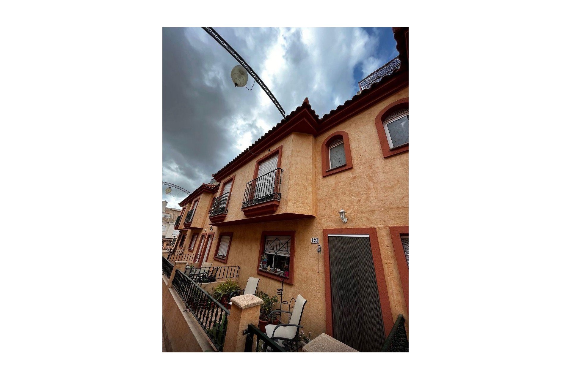 Venta - Chalet Independiente -
Redován - PUEBLO