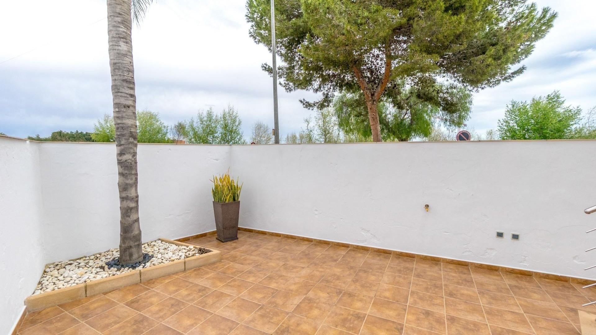 Venta - Chalet Independiente -
Rojales