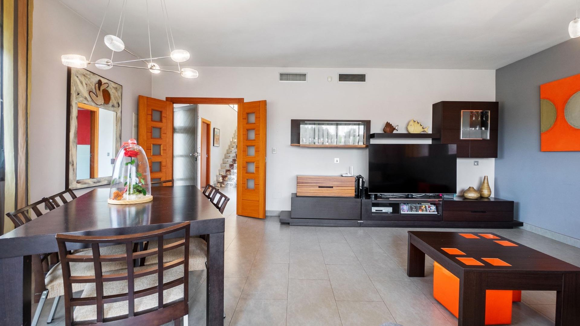 Venta - Chalet Independiente -
Rojales