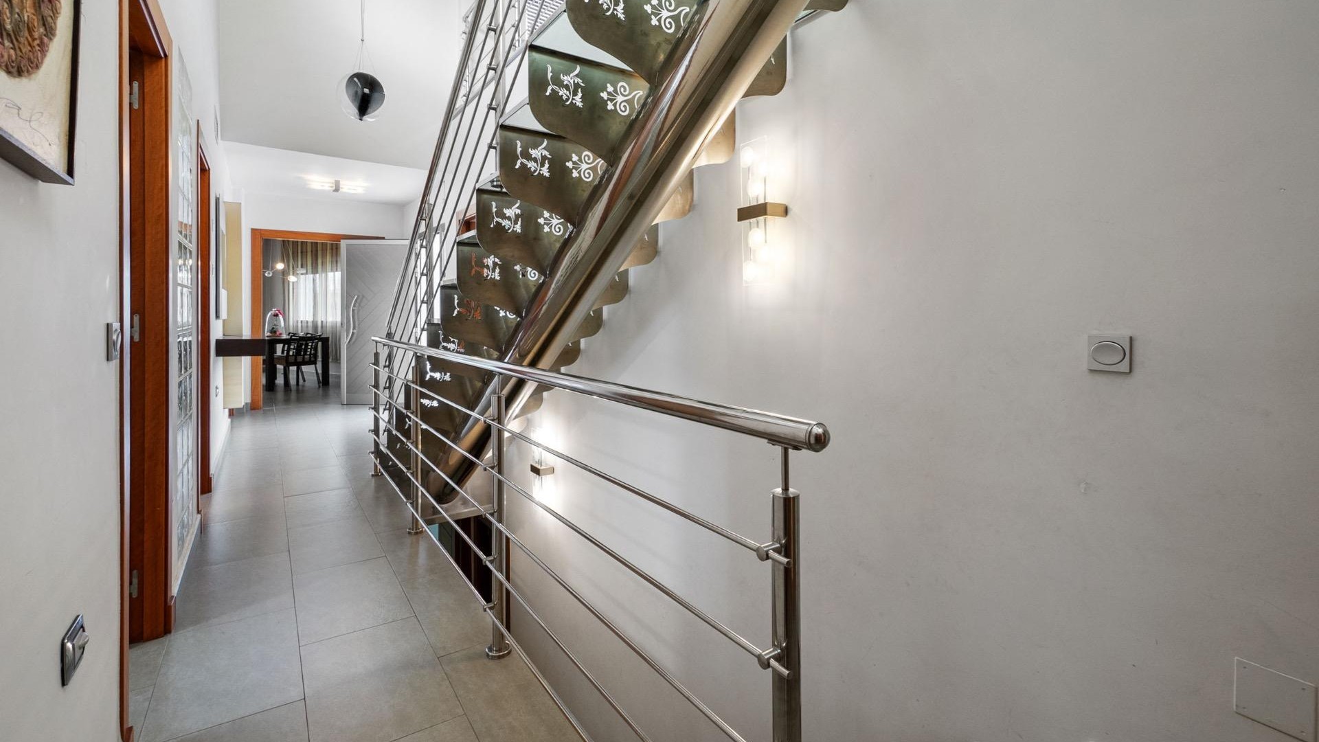 Venta - Chalet Independiente -
Rojales