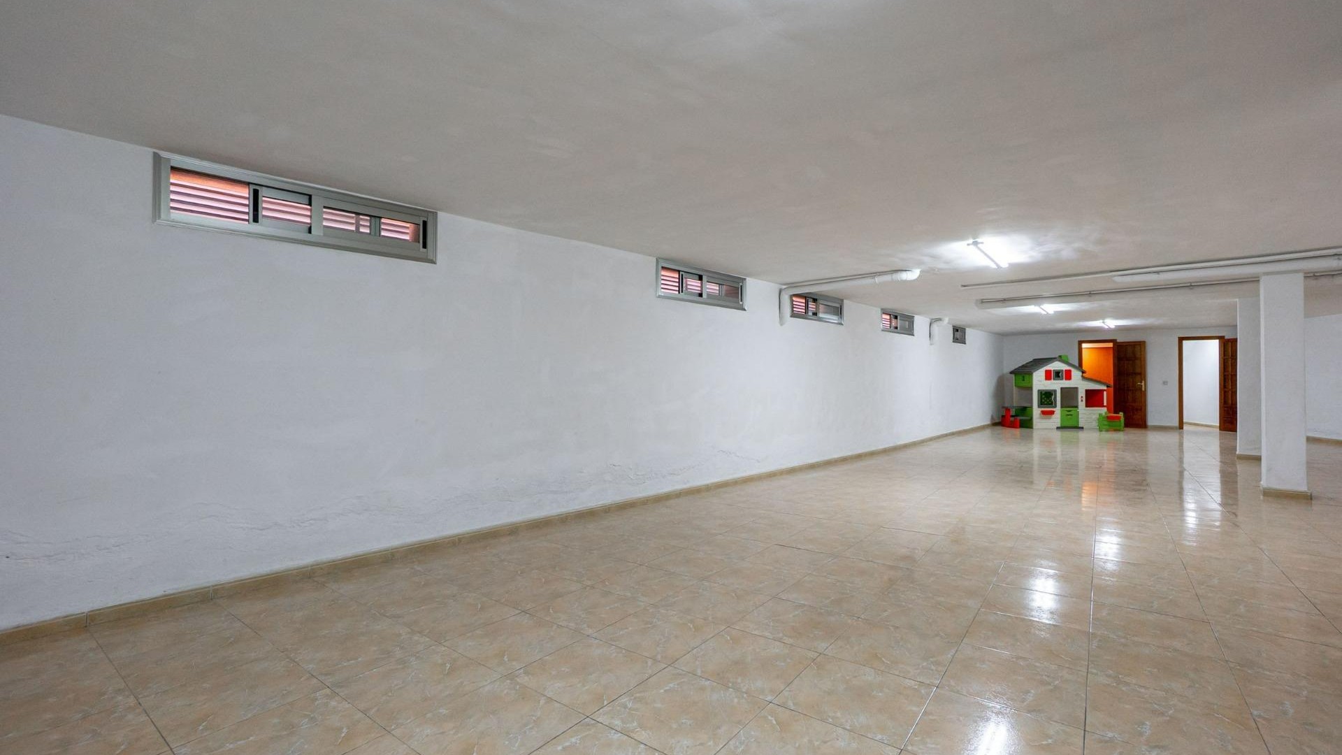 Venta - Chalet Independiente -
Rojales