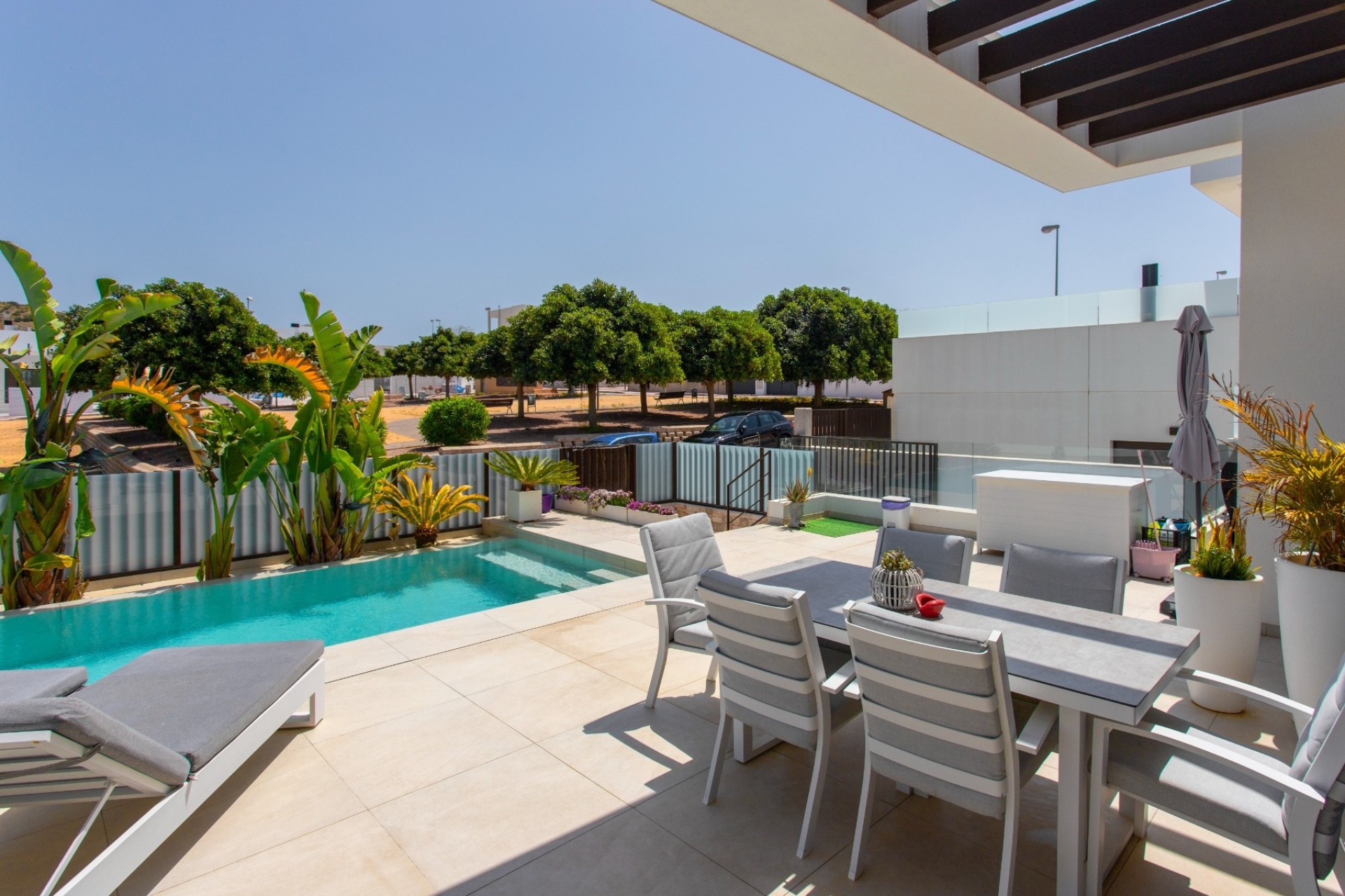 Venta - Chalet Independiente -
Rojales