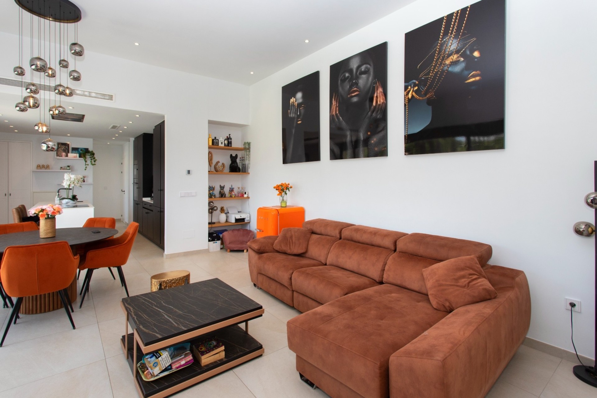 Venta - Chalet Independiente -
Rojales
