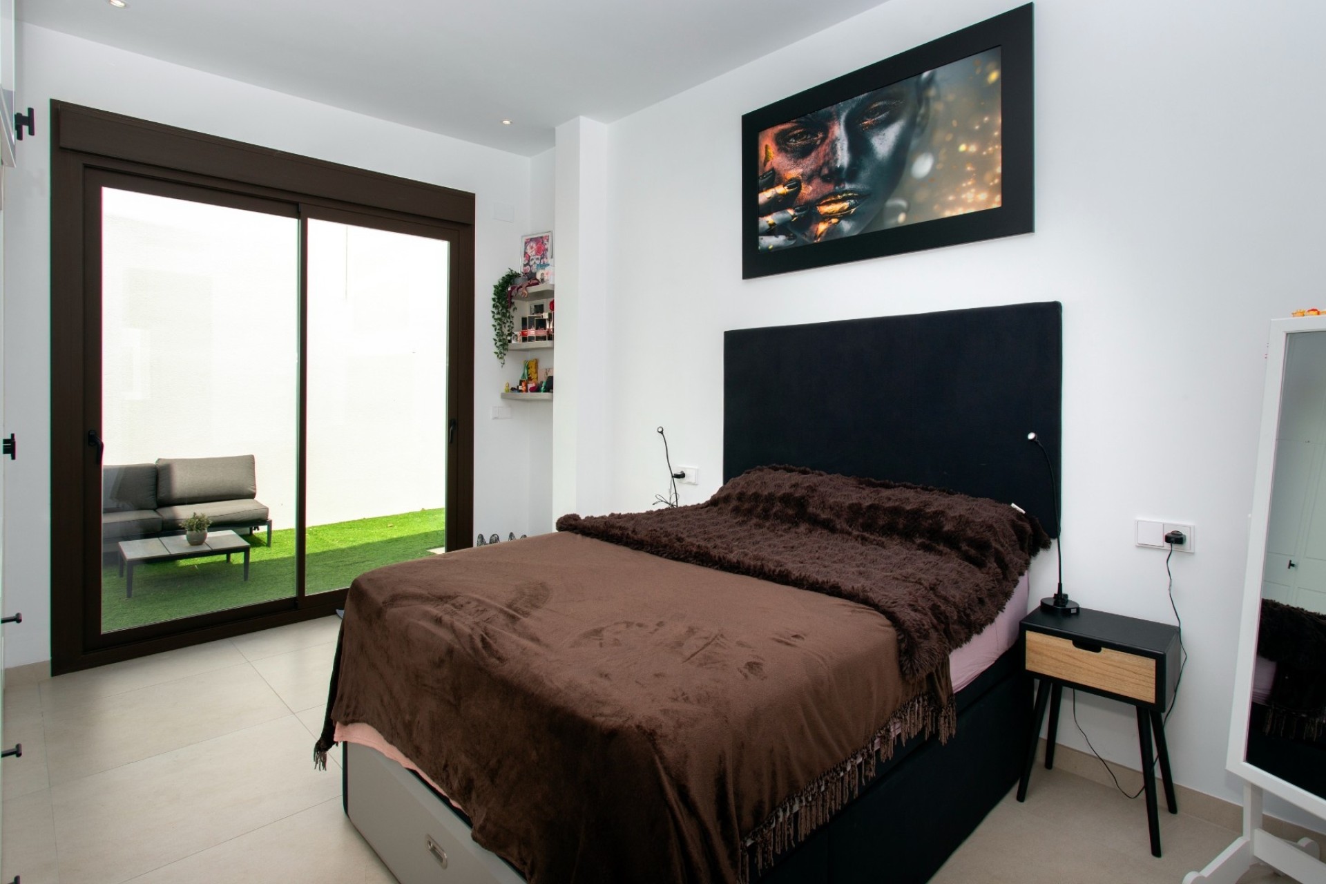 Venta - Chalet Independiente -
Rojales