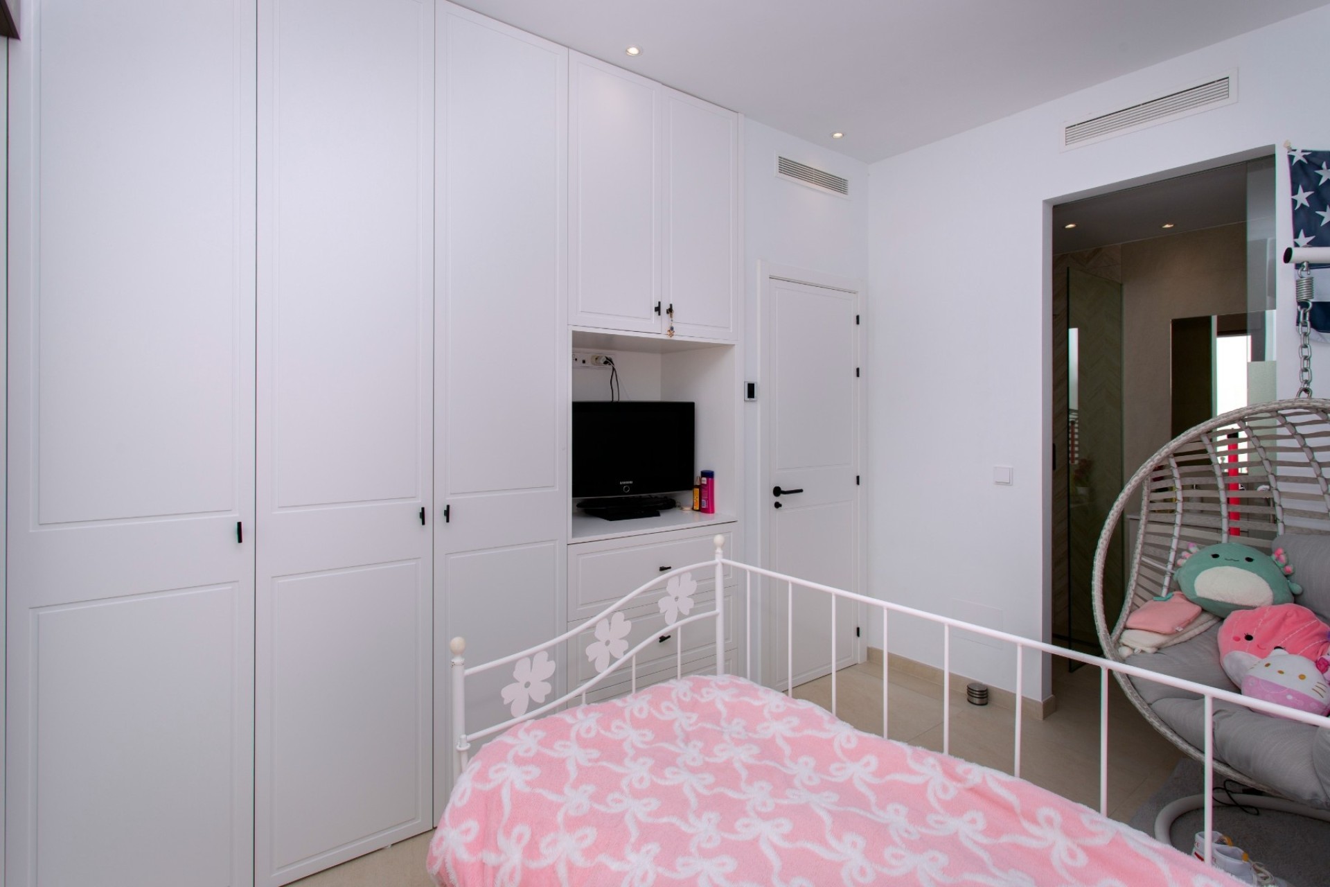 Venta - Chalet Independiente -
Rojales