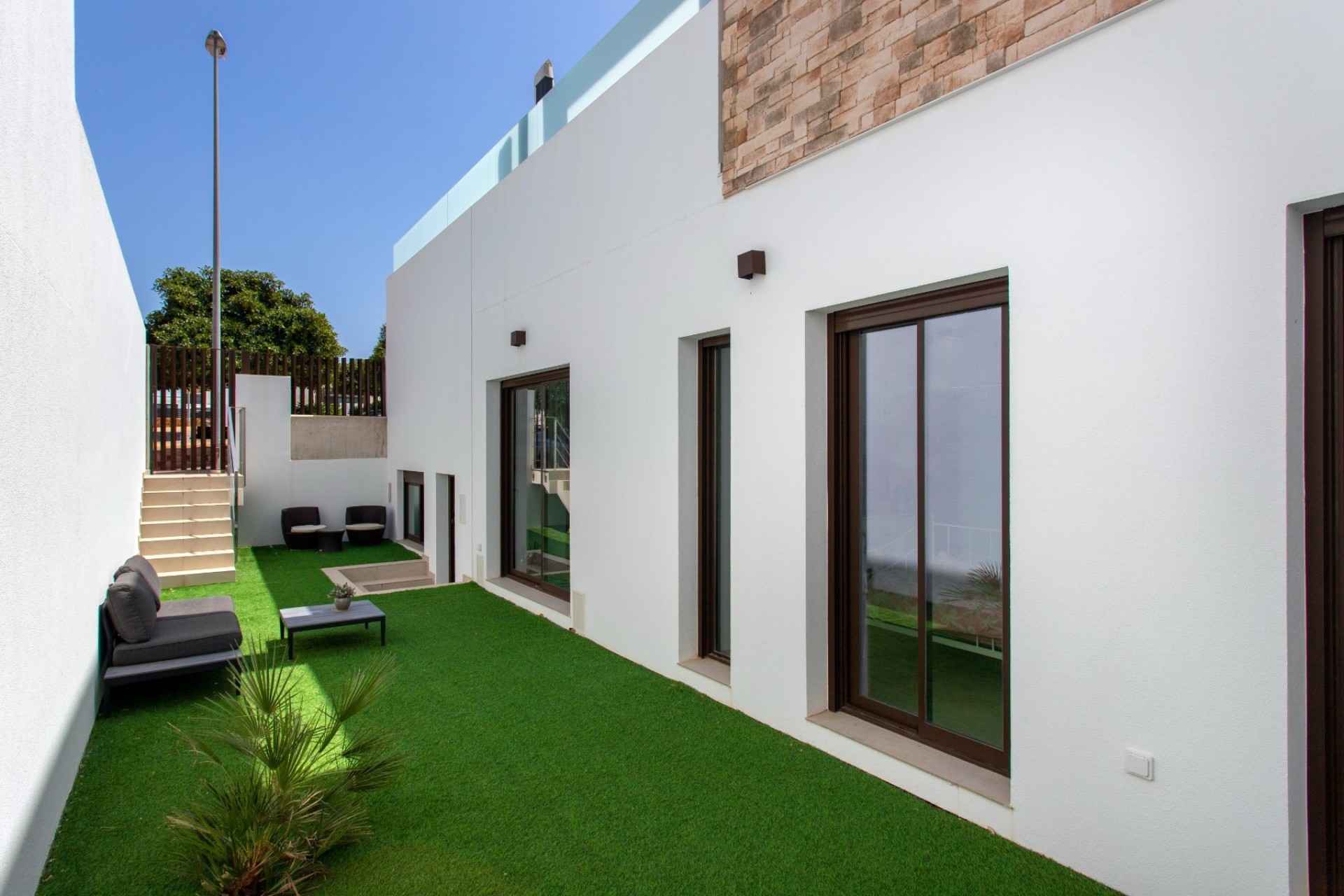 Venta - Chalet Independiente -
Rojales