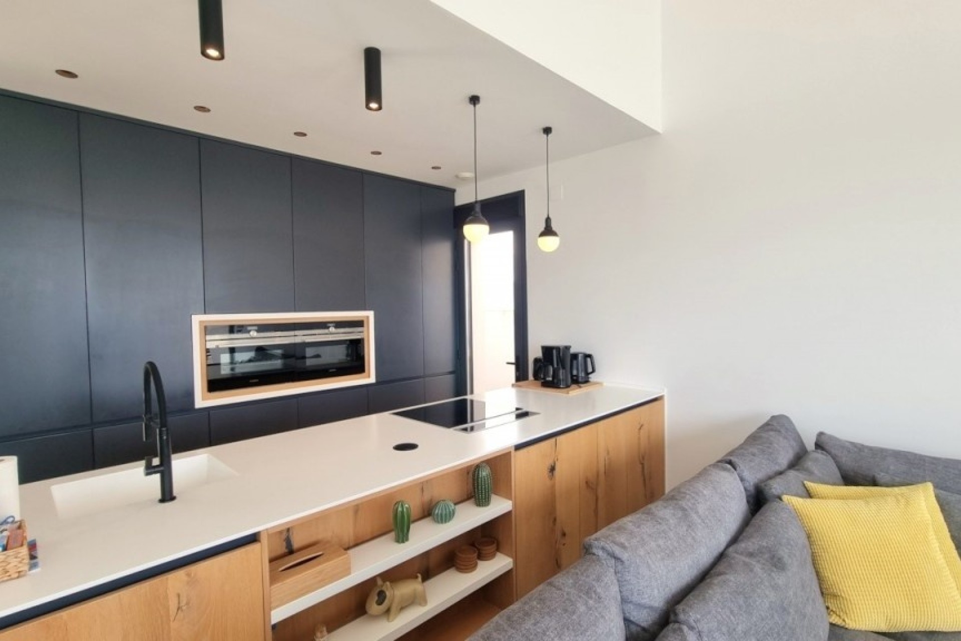 Venta - Chalet Independiente -
Rojales