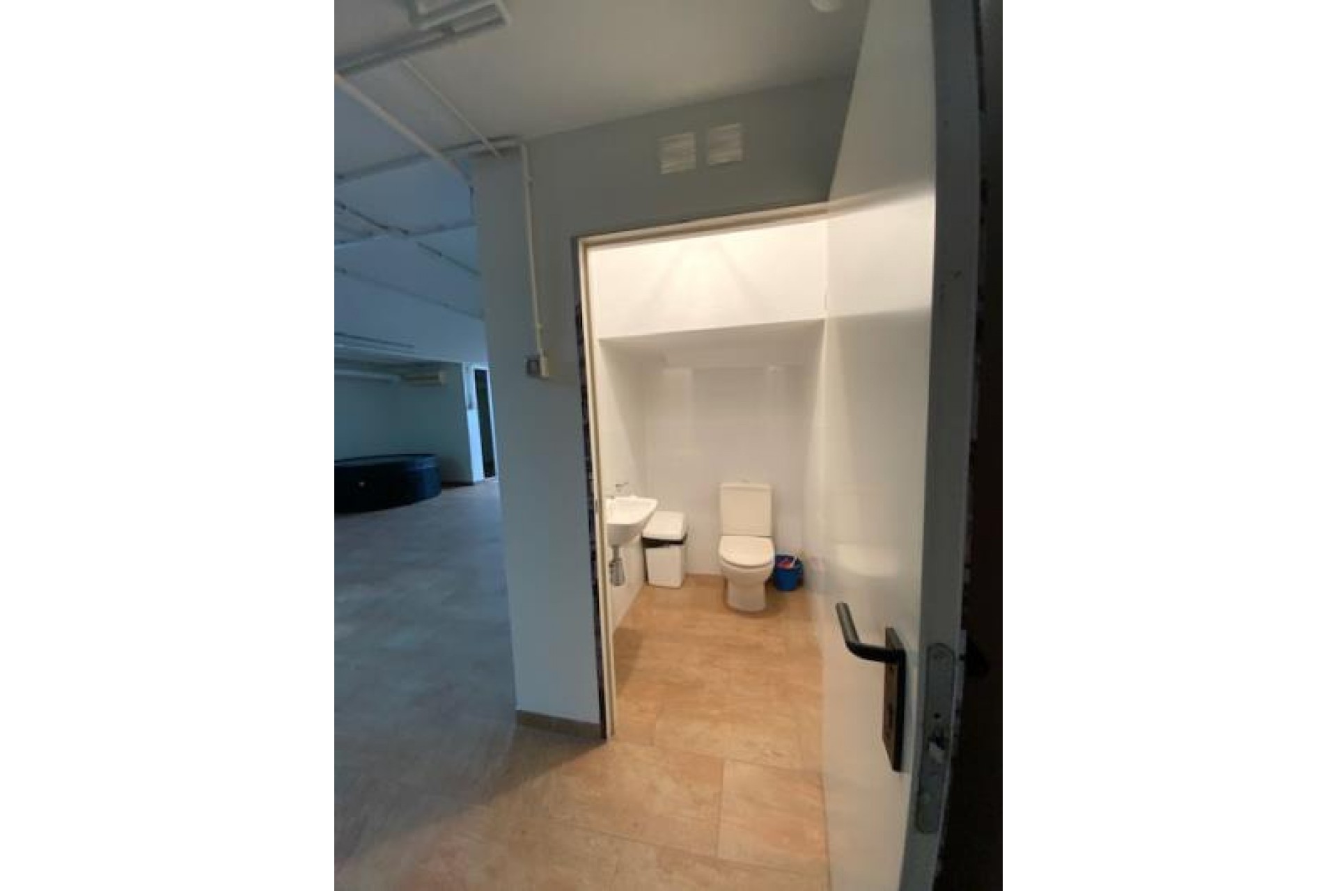 Venta - Chalet Independiente -
Roldan - Inland