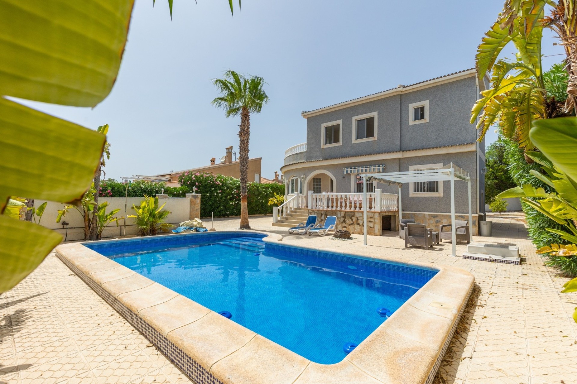 Venta - Chalet Independiente -
San Fulgencio - La Marina