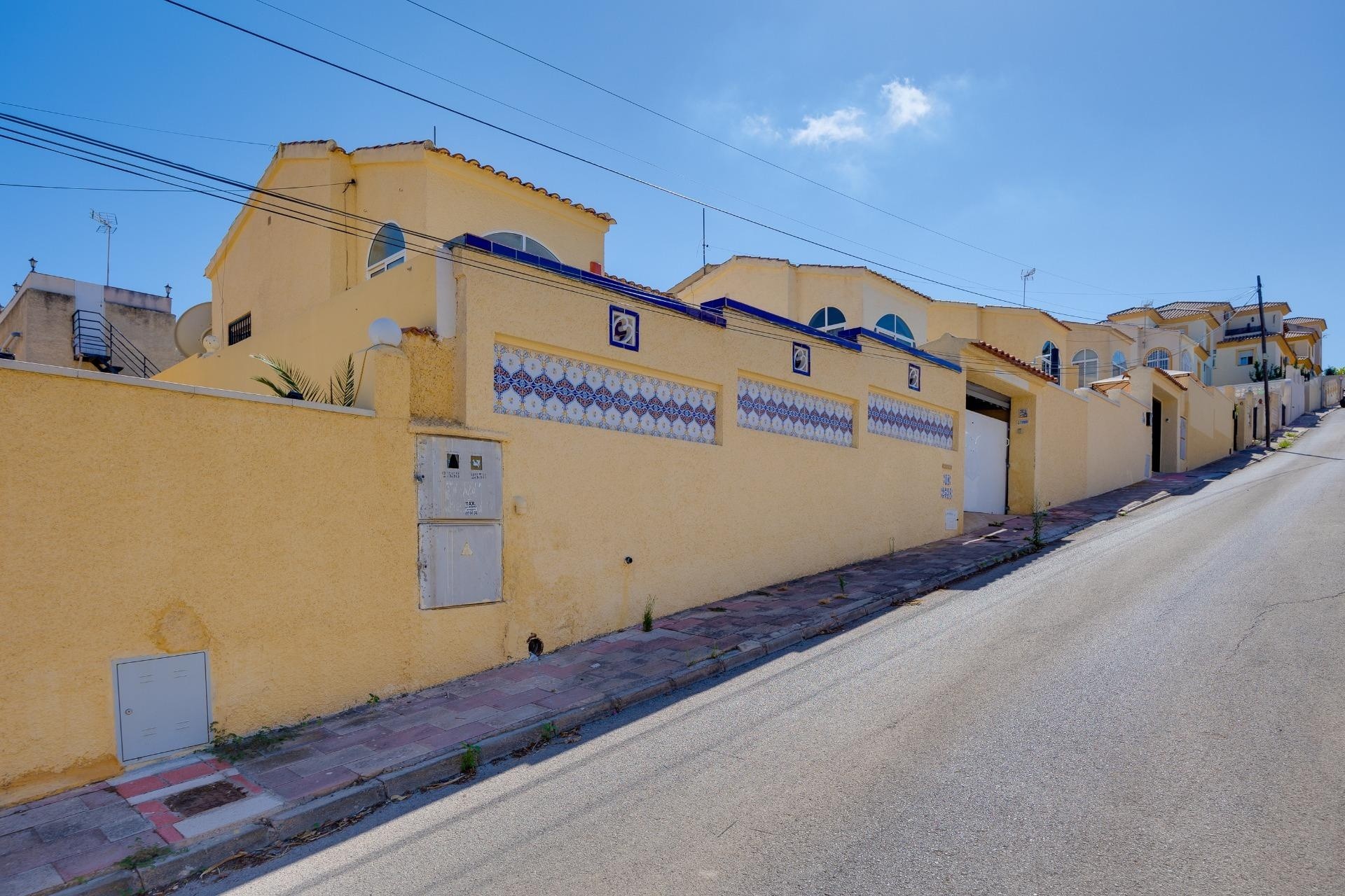 Venta - Chalet Independiente -
San Fulgencio - La Marina