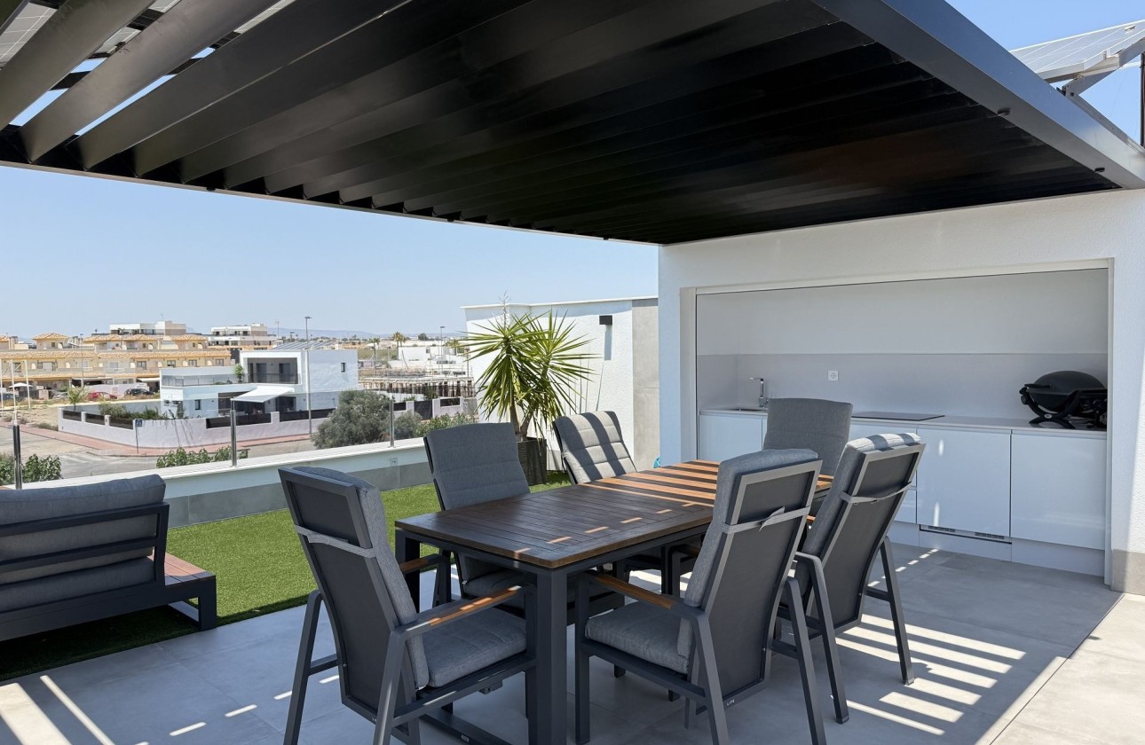 Venta - Chalet Independiente -
San Javier - Costa Calida