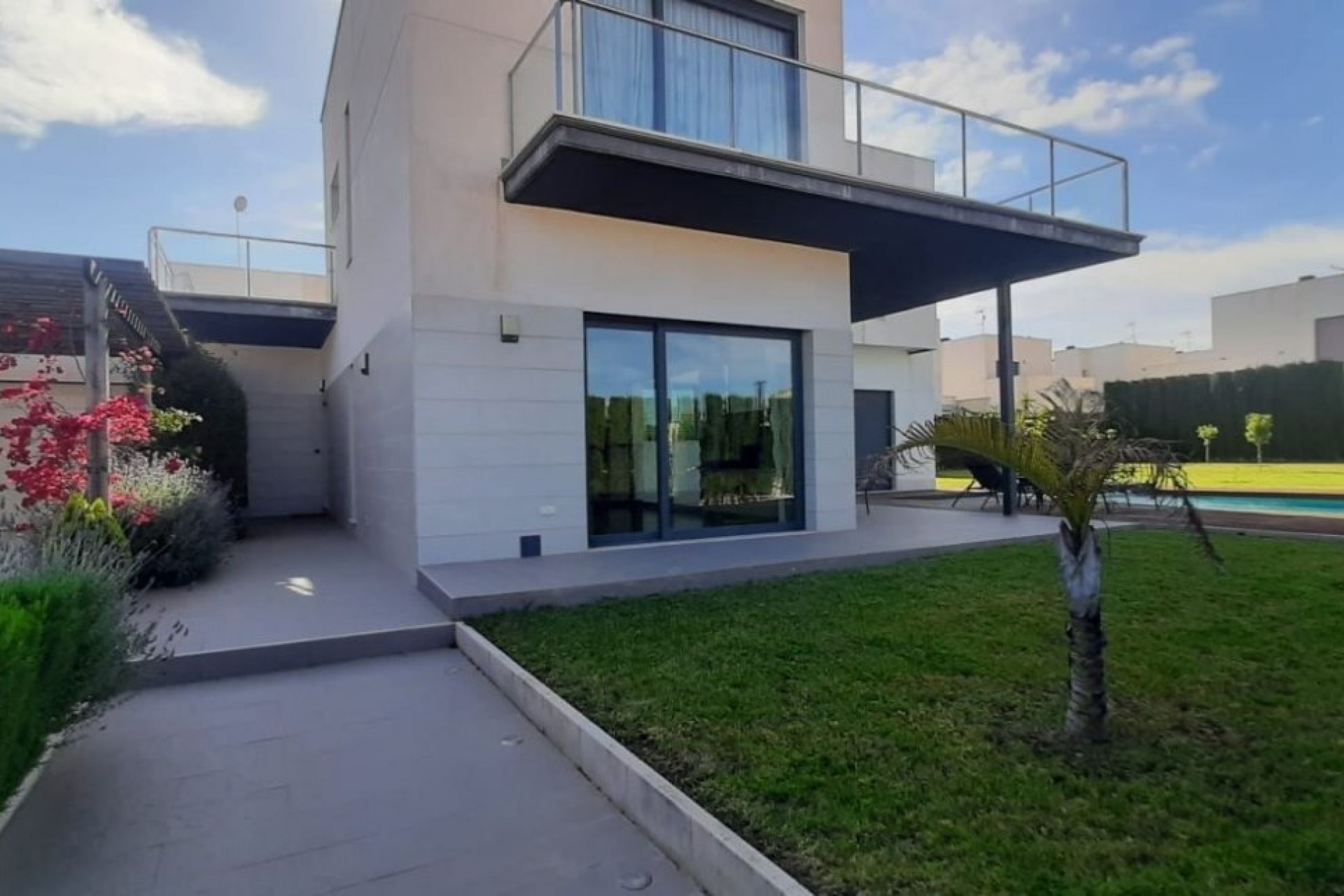 Venta - Chalet Independiente -
San Javier - La Ribera
