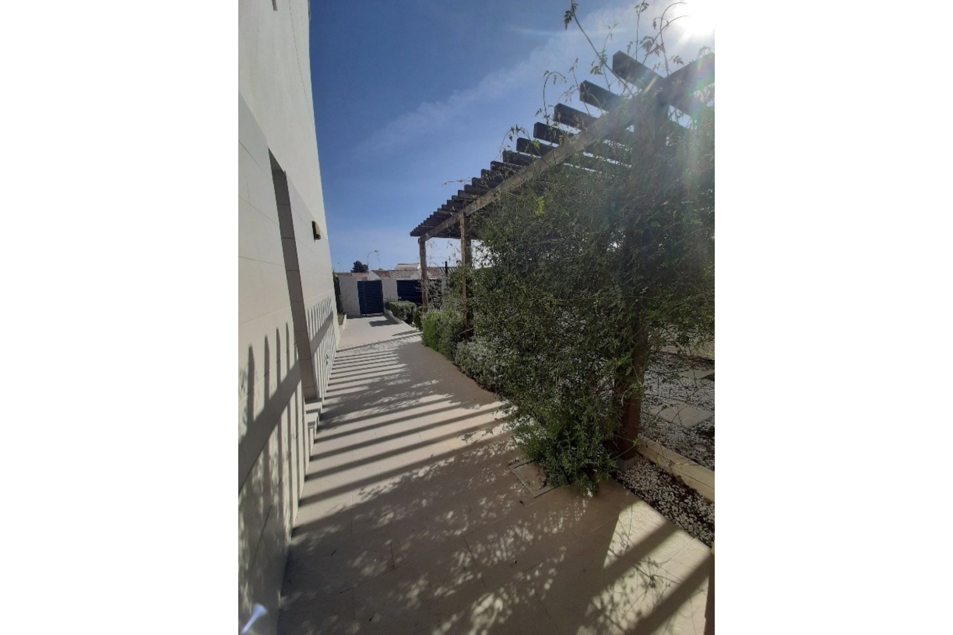 Venta - Chalet Independiente -
San Javier - La Ribera