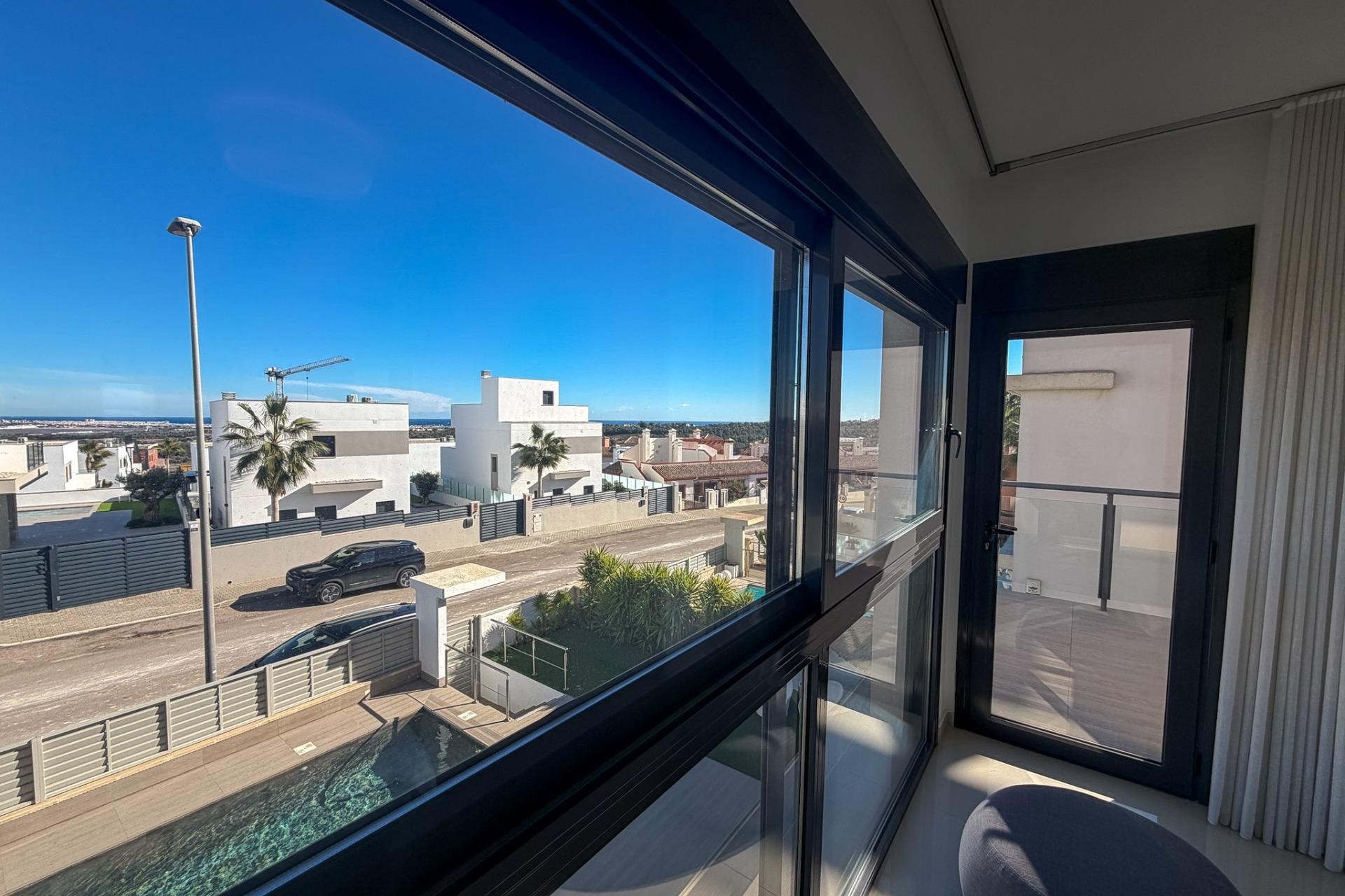 Venta - Chalet Independiente -
San Miguel de Salinas - Bellavista