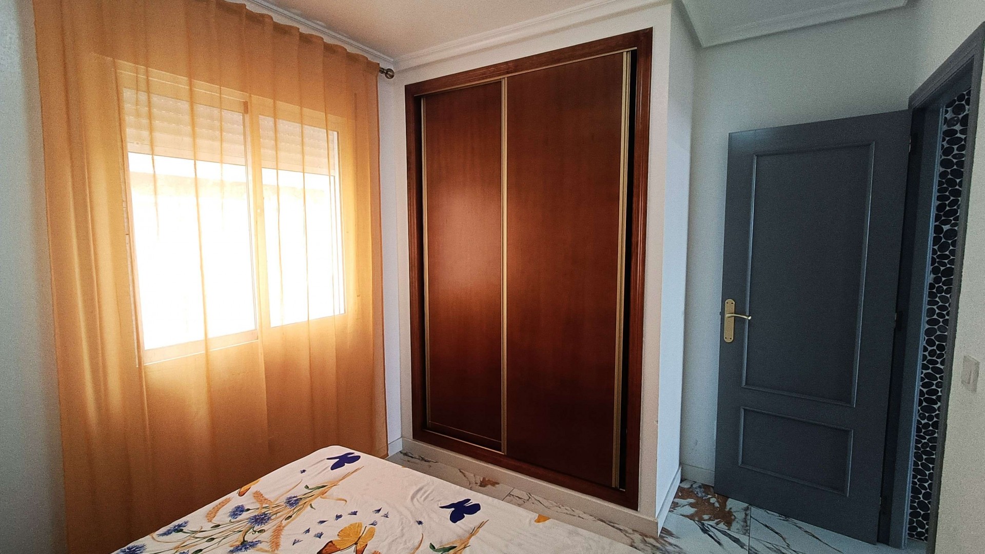 Venta - Chalet Independiente -
San Miguel de Salinas - Comunidad de las Comunicaciones