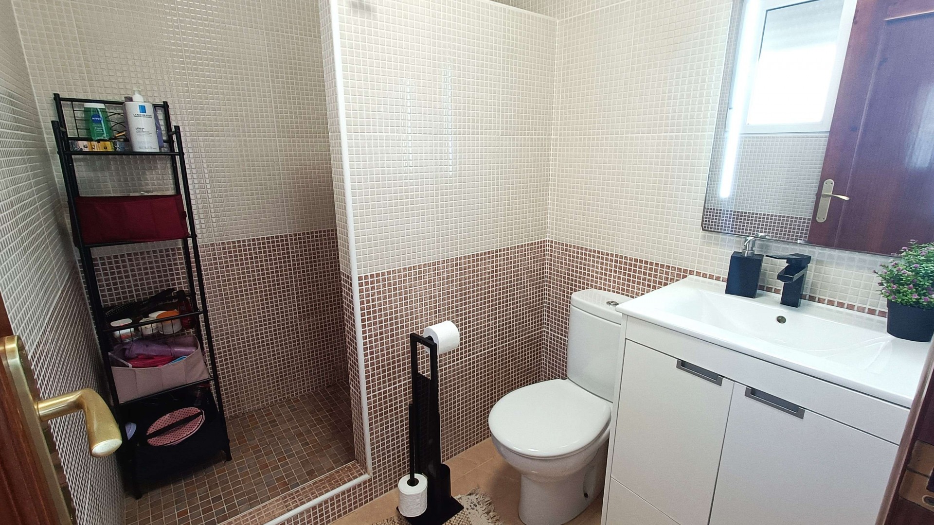 Venta - Chalet Independiente -
San Miguel de Salinas - Comunidad de las Comunicaciones