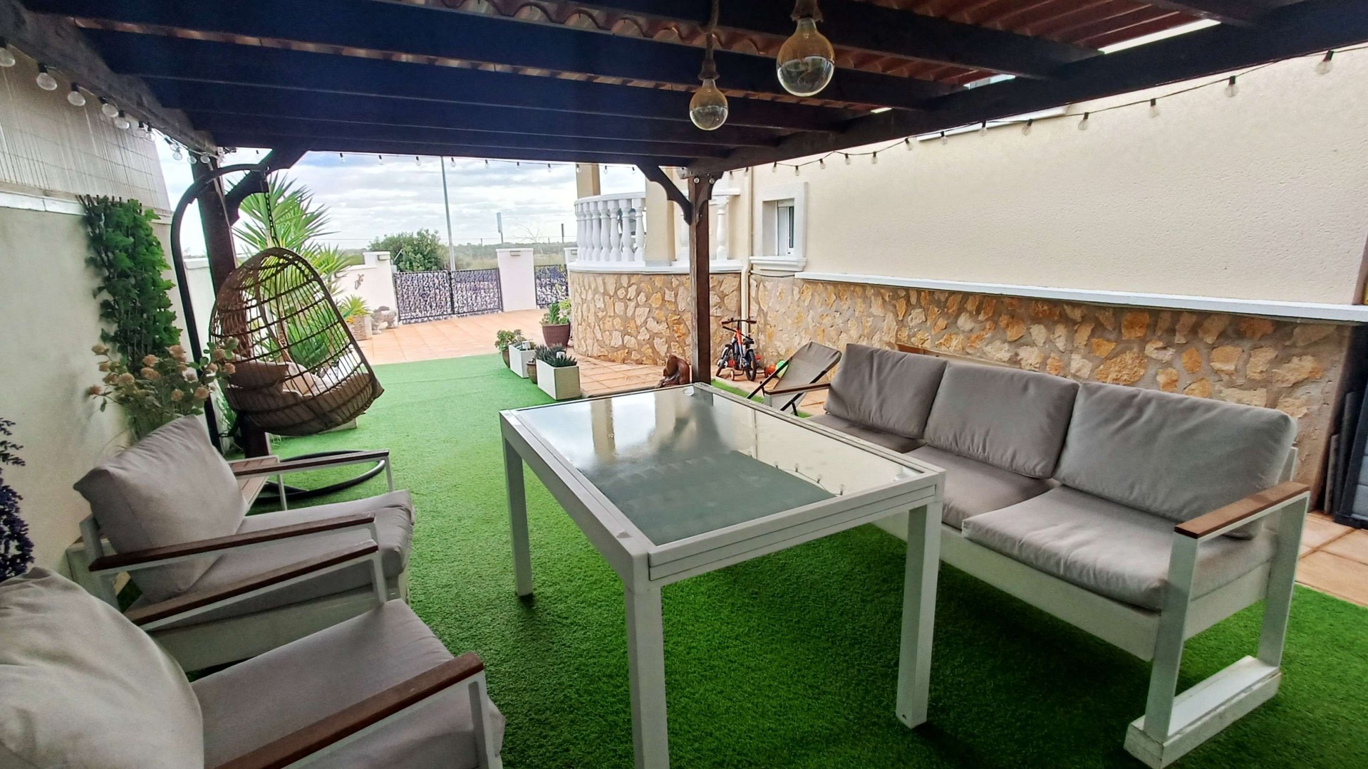 Venta - Chalet Independiente -
San Miguel de Salinas - Comunidad de las Comunicaciones