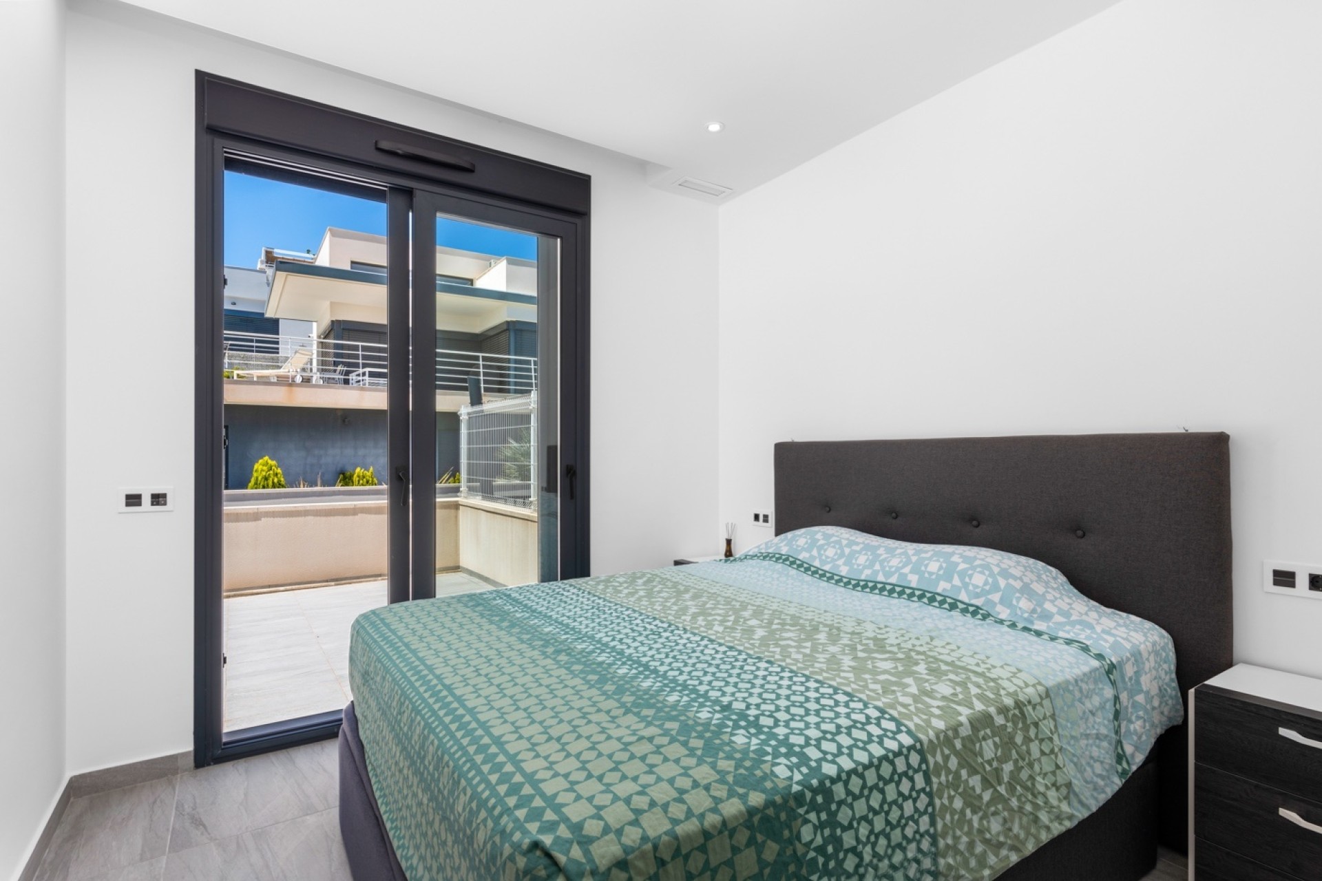 Venta - Chalet Independiente -
San Miguel de Salinas - Costa Blanca South