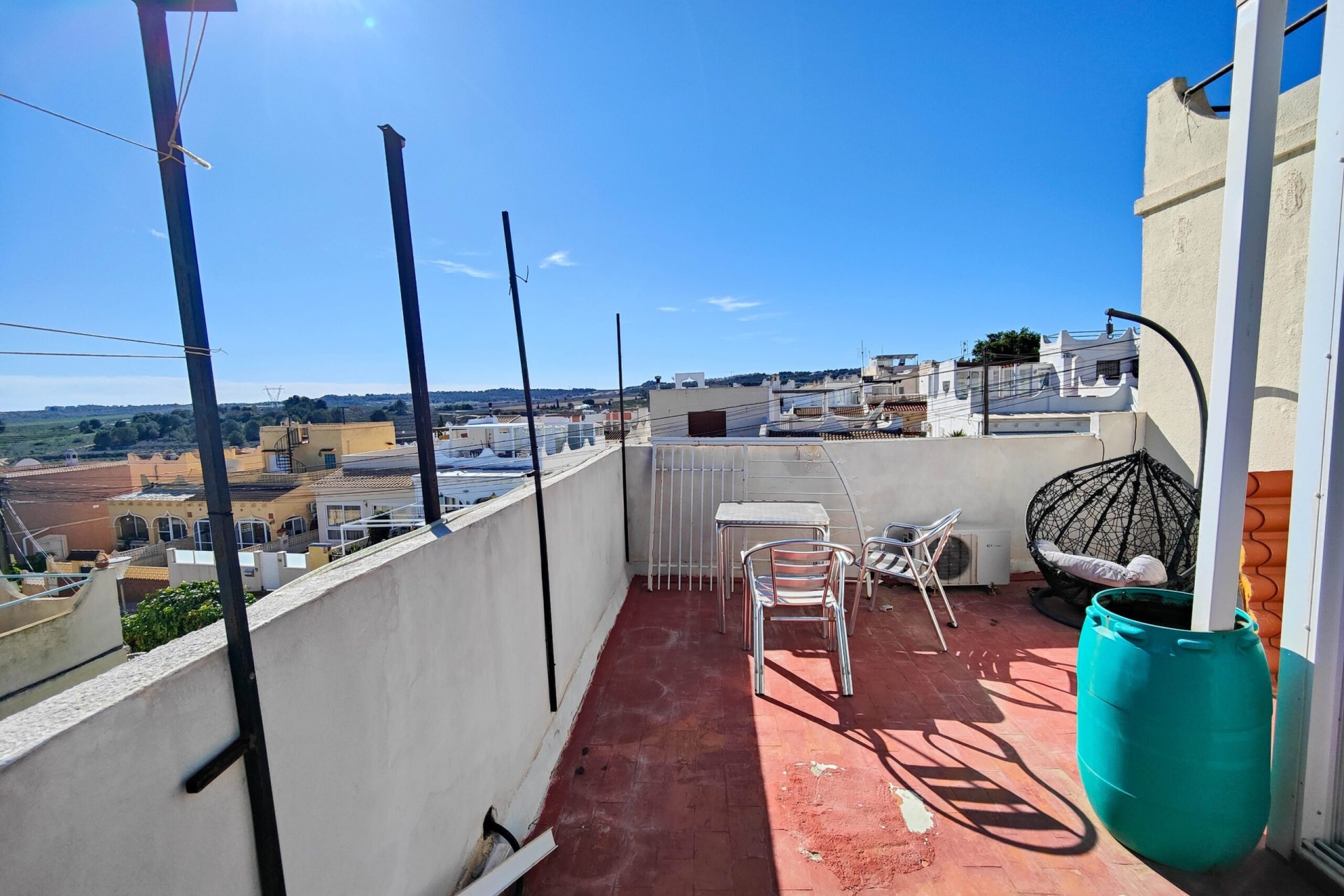 Venta - Chalet Independiente -
San Miguel de Salinas - Inland