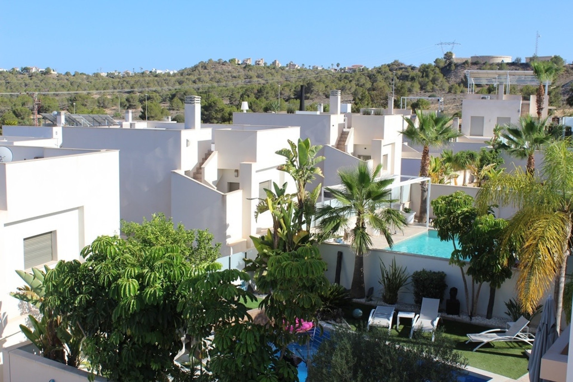 Venta - Chalet Independiente -
San Miguel de Salinas - Inland