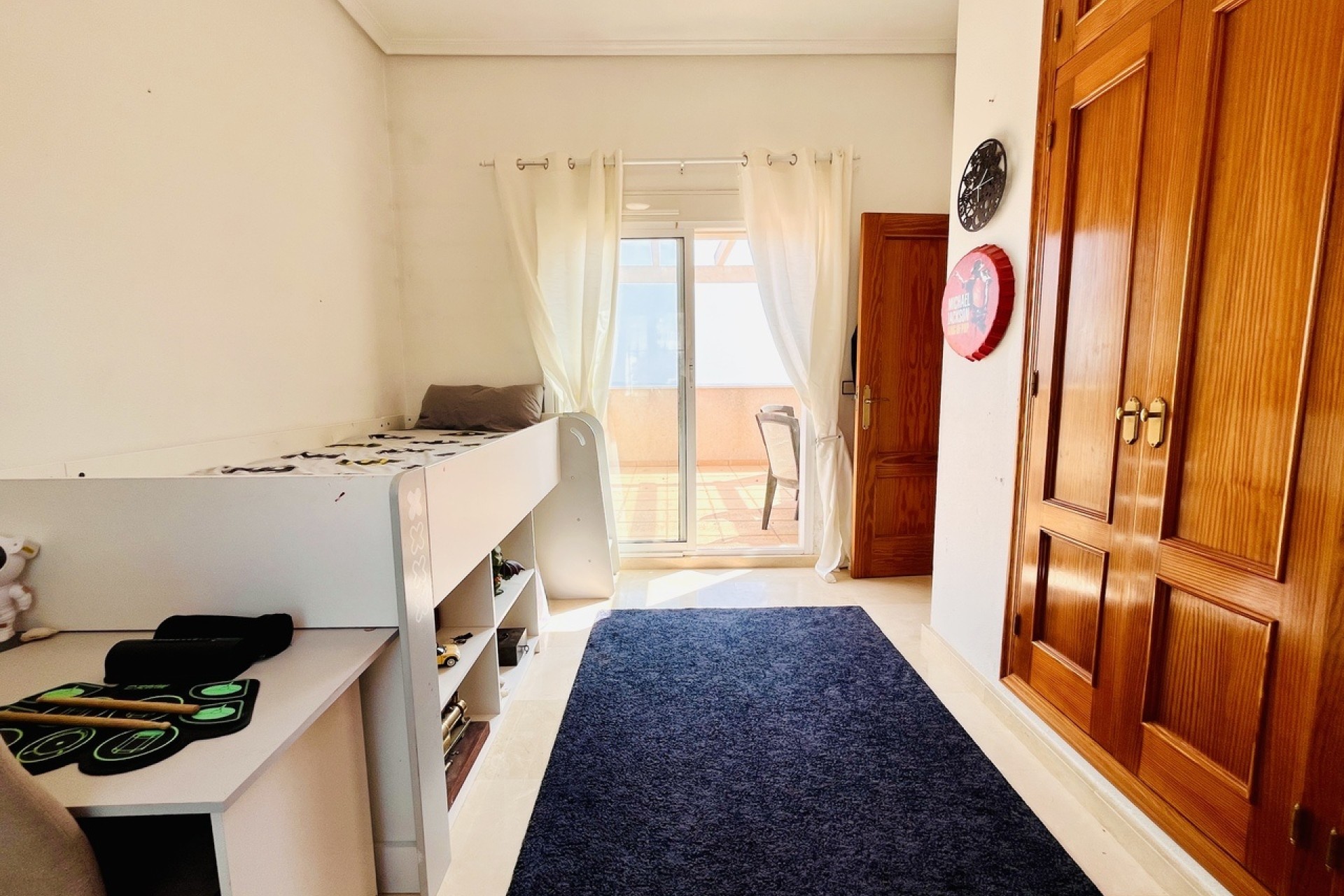 Venta - Chalet Independiente -
San Miguel de Salinas - Inland