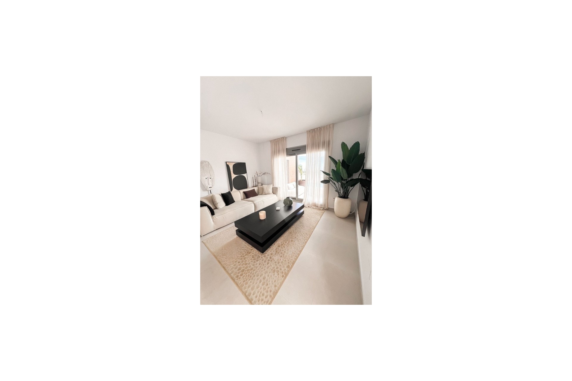Venta - Chalet Independiente -
San Miguel de Salinas - Inland