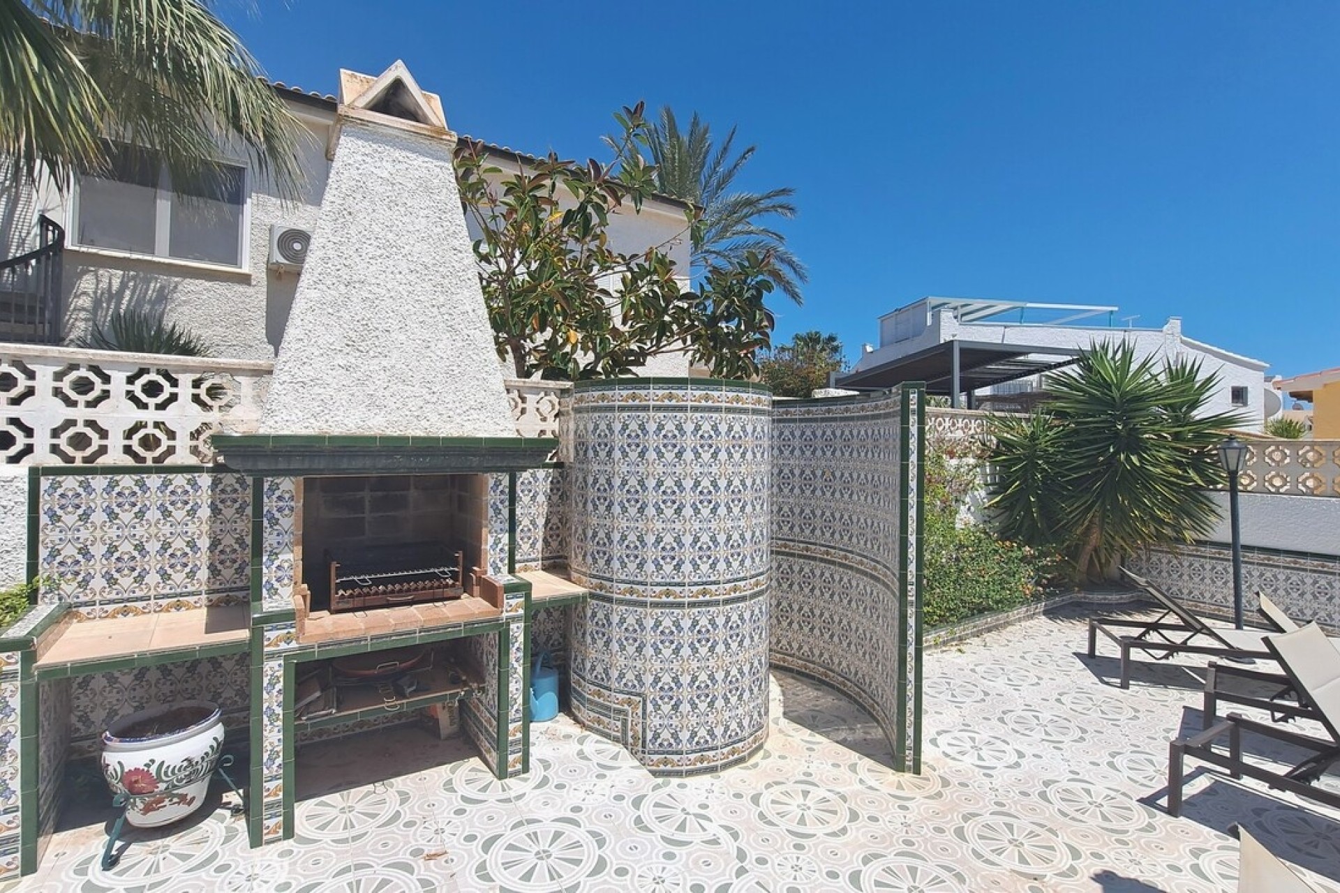 Venta - Chalet Independiente -
San Miguel de Salinas - Inland