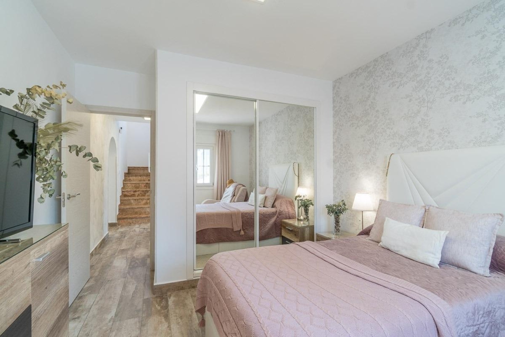 Venta - Chalet Independiente -
San Miguel de Salinas - Las Filipinas