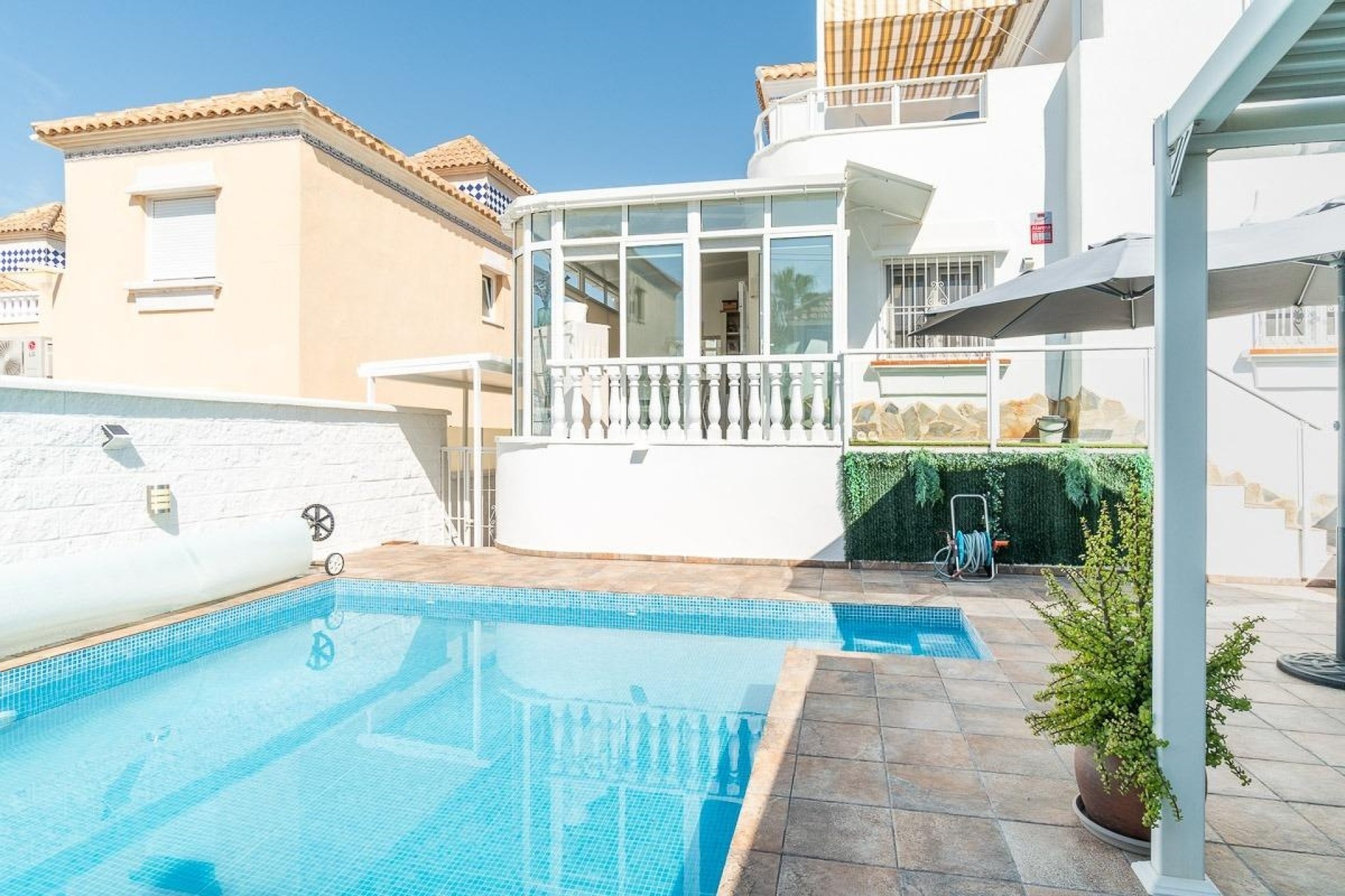 Venta - Chalet Independiente -
San Miguel de Salinas - Las Filipinas