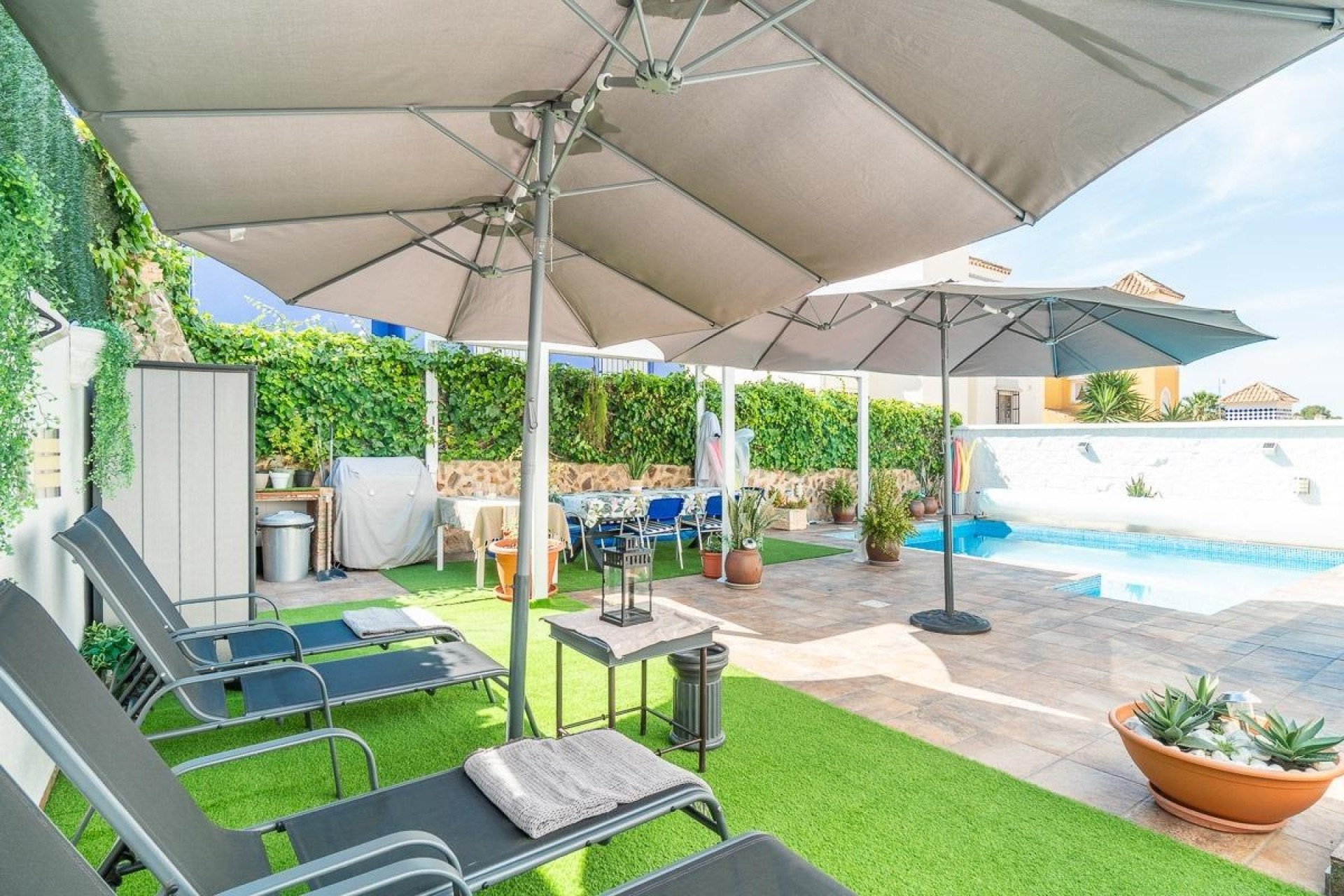 Venta - Chalet Independiente -
San Miguel de Salinas - Las Filipinas