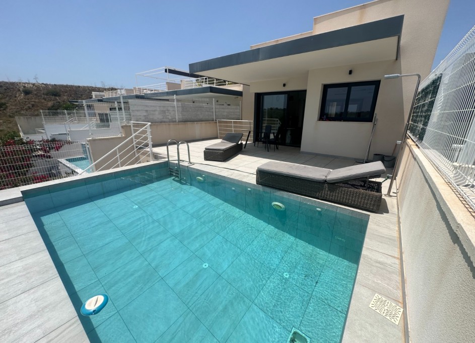 Venta - Chalet Independiente -
San Miguel de Salinas - San Miguel Salinas