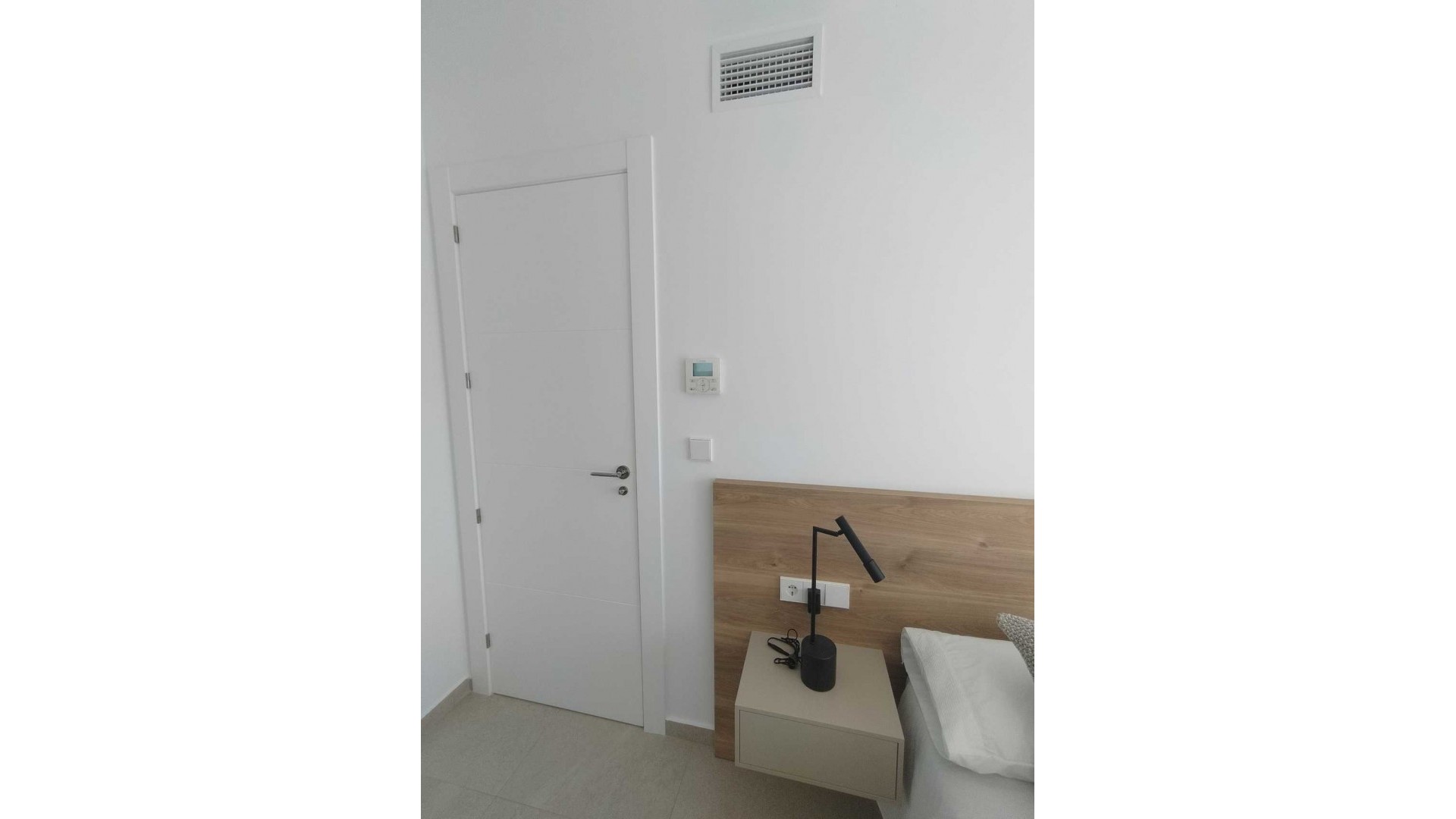 Venta - Chalet Independiente -
San Miguel de Salinas - San Miguel