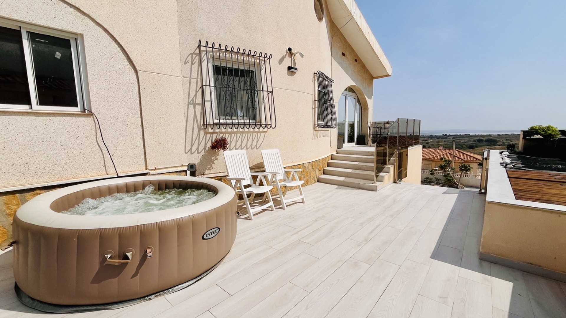 Venta - Chalet Independiente -
San Miguel de Salinas