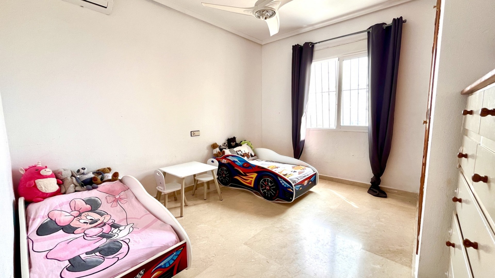 Venta - Chalet Independiente -
San Miguel de Salinas