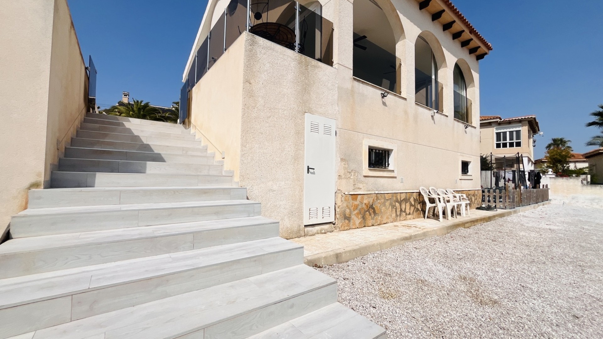 Venta - Chalet Independiente -
San Miguel de Salinas