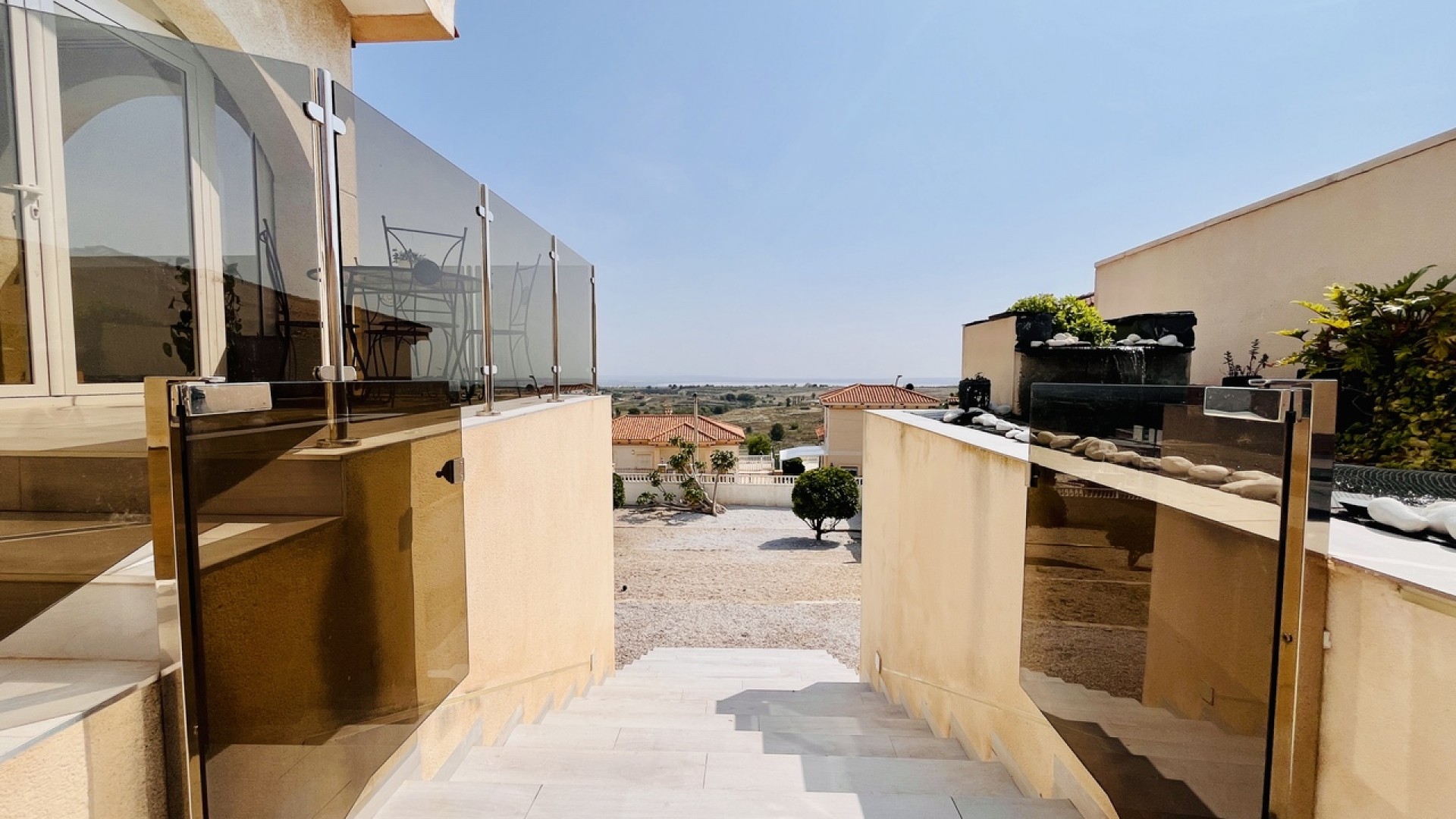 Venta - Chalet Independiente -
San Miguel de Salinas