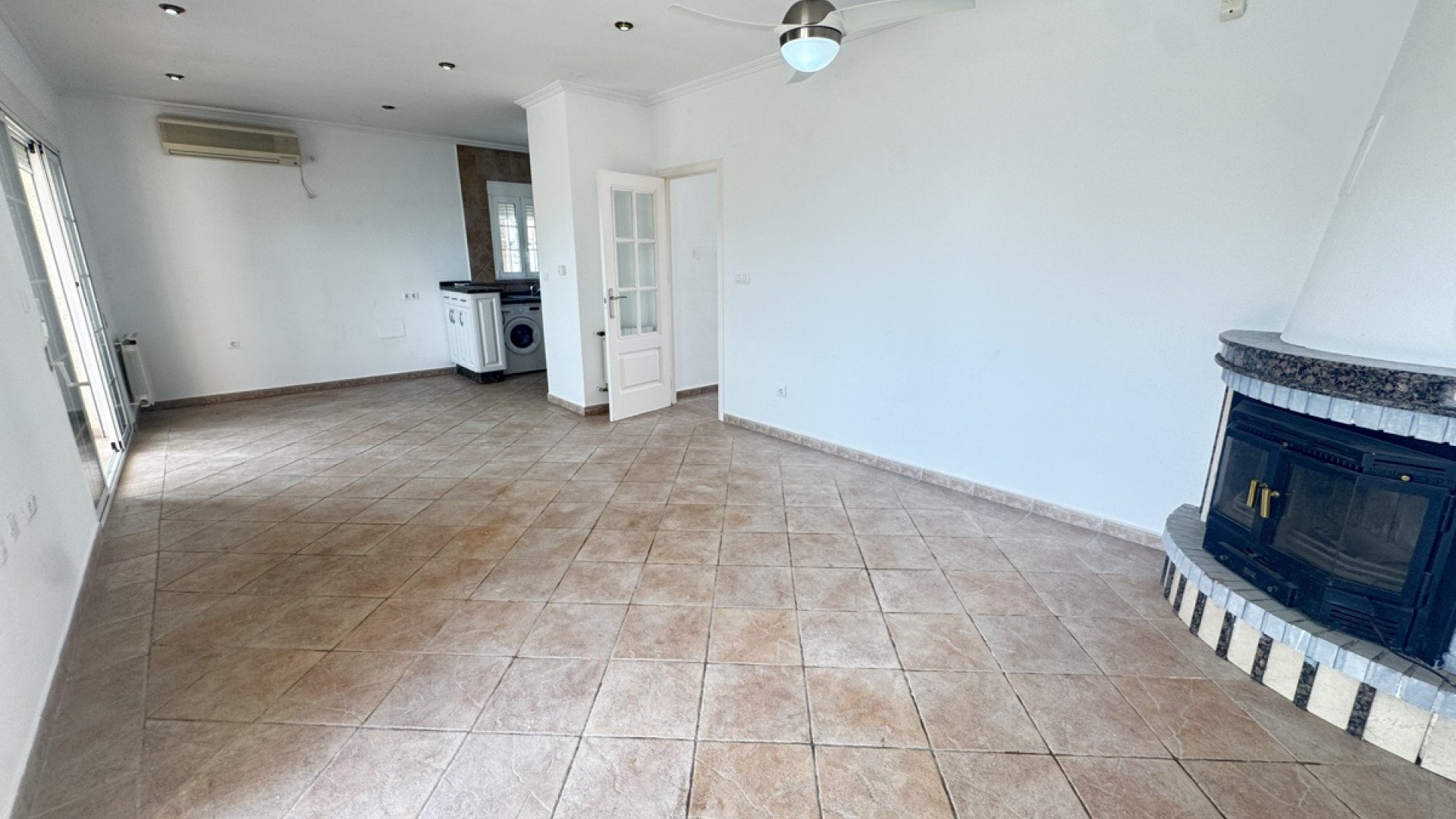 Venta - Chalet Independiente -
San Miguel de Salinas