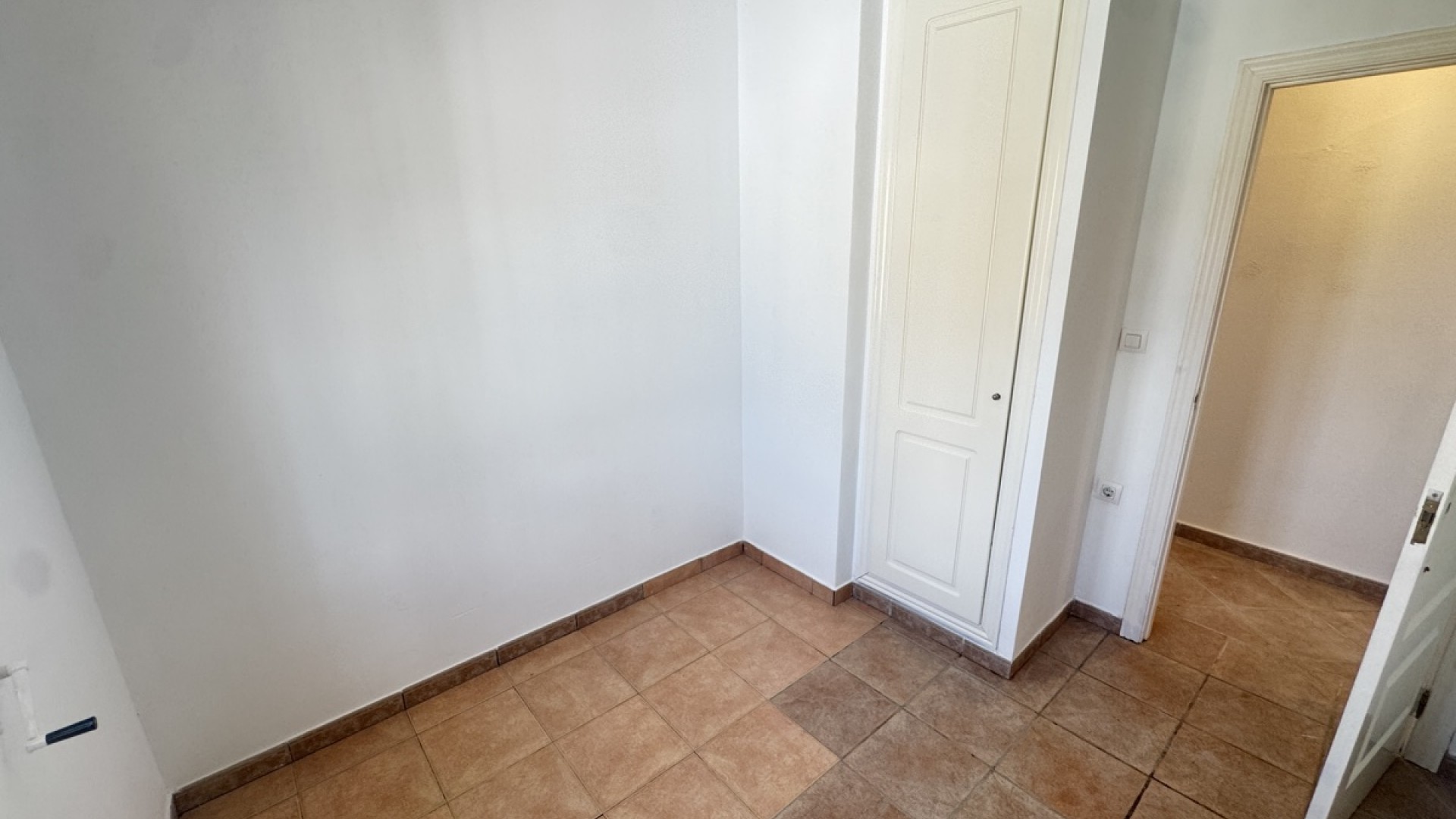 Venta - Chalet Independiente -
San Miguel de Salinas