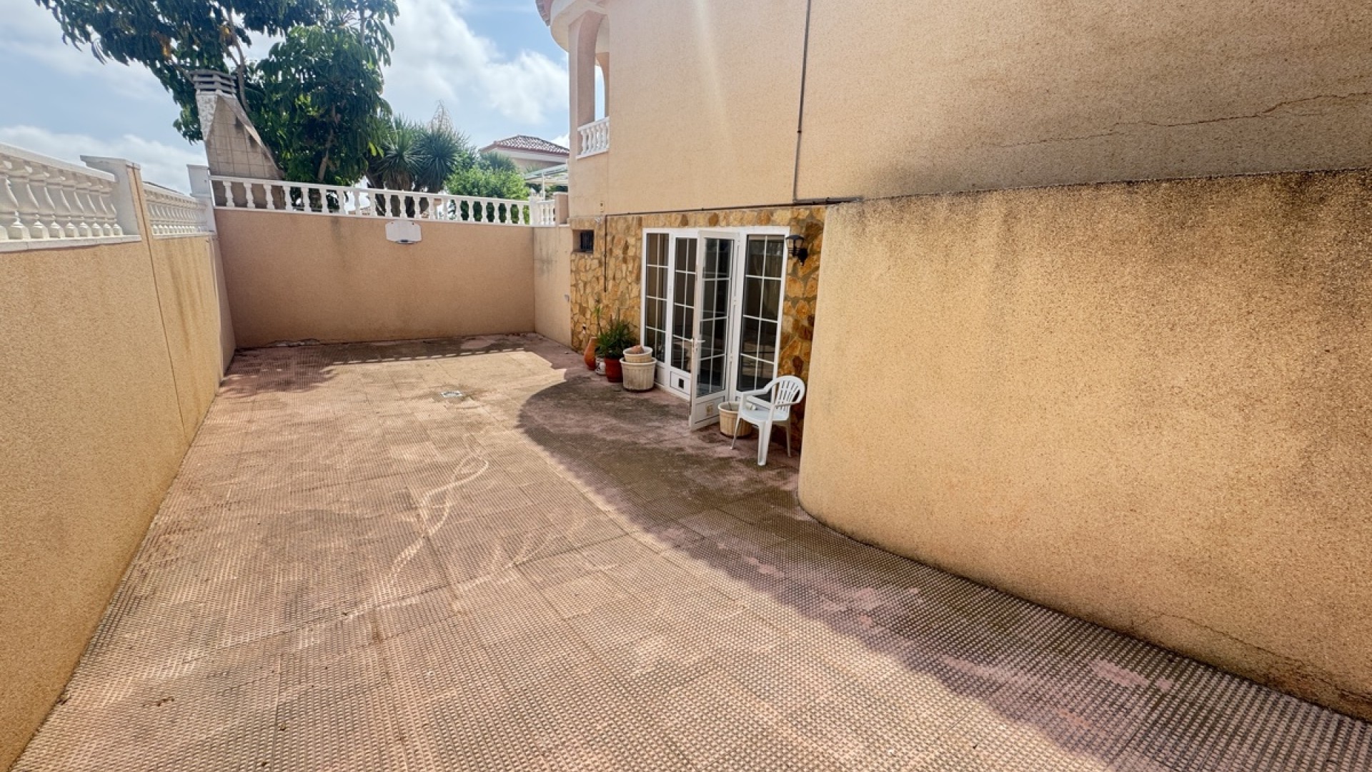 Venta - Chalet Independiente -
San Miguel de Salinas